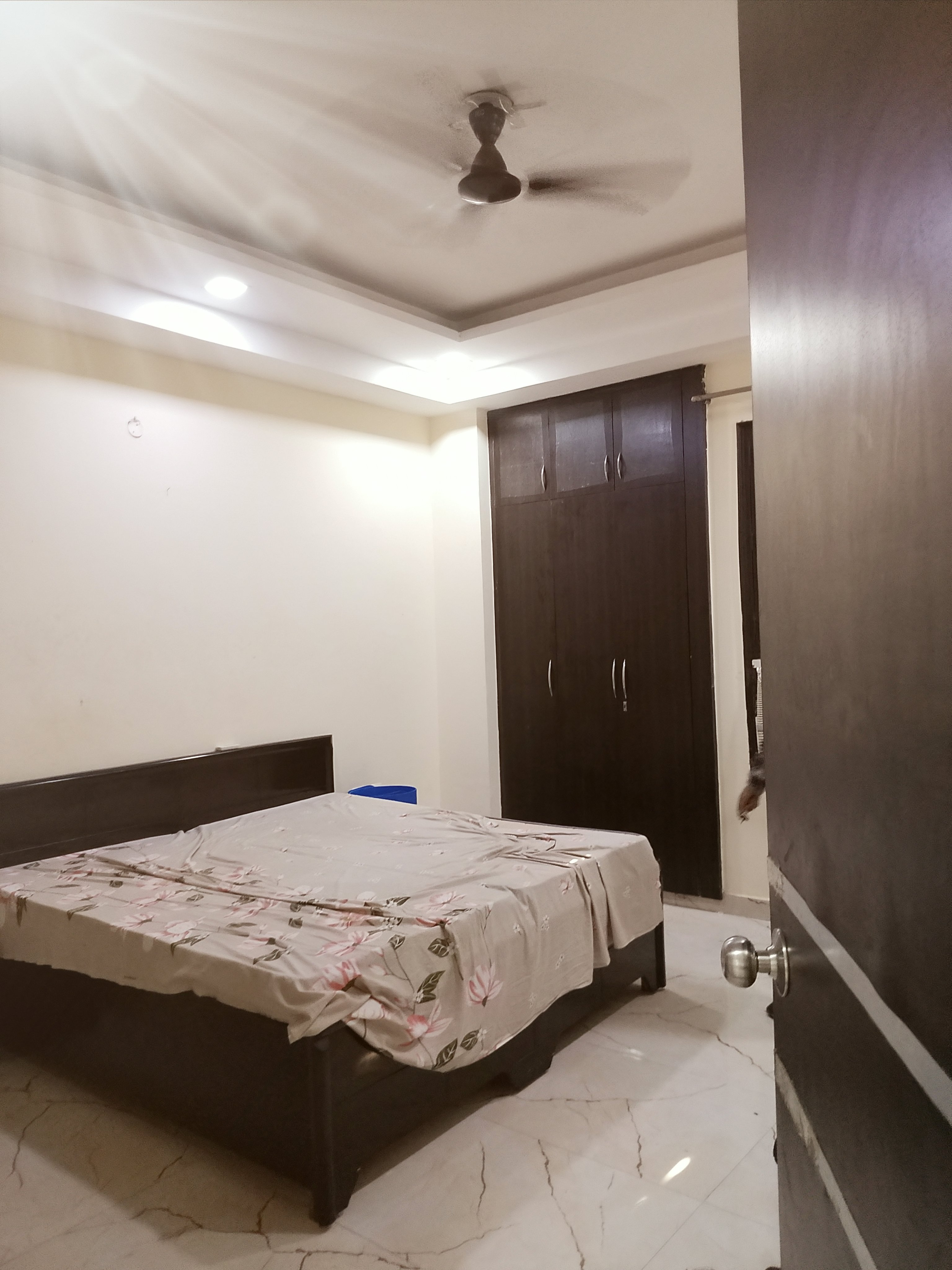 Spacious 2BHK Apartment on 2nd Floor - Ideal for Families — photo 1
