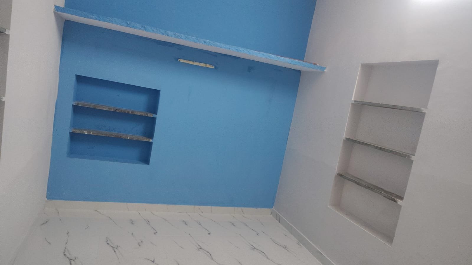 1BHK Unfurnished Room for rent