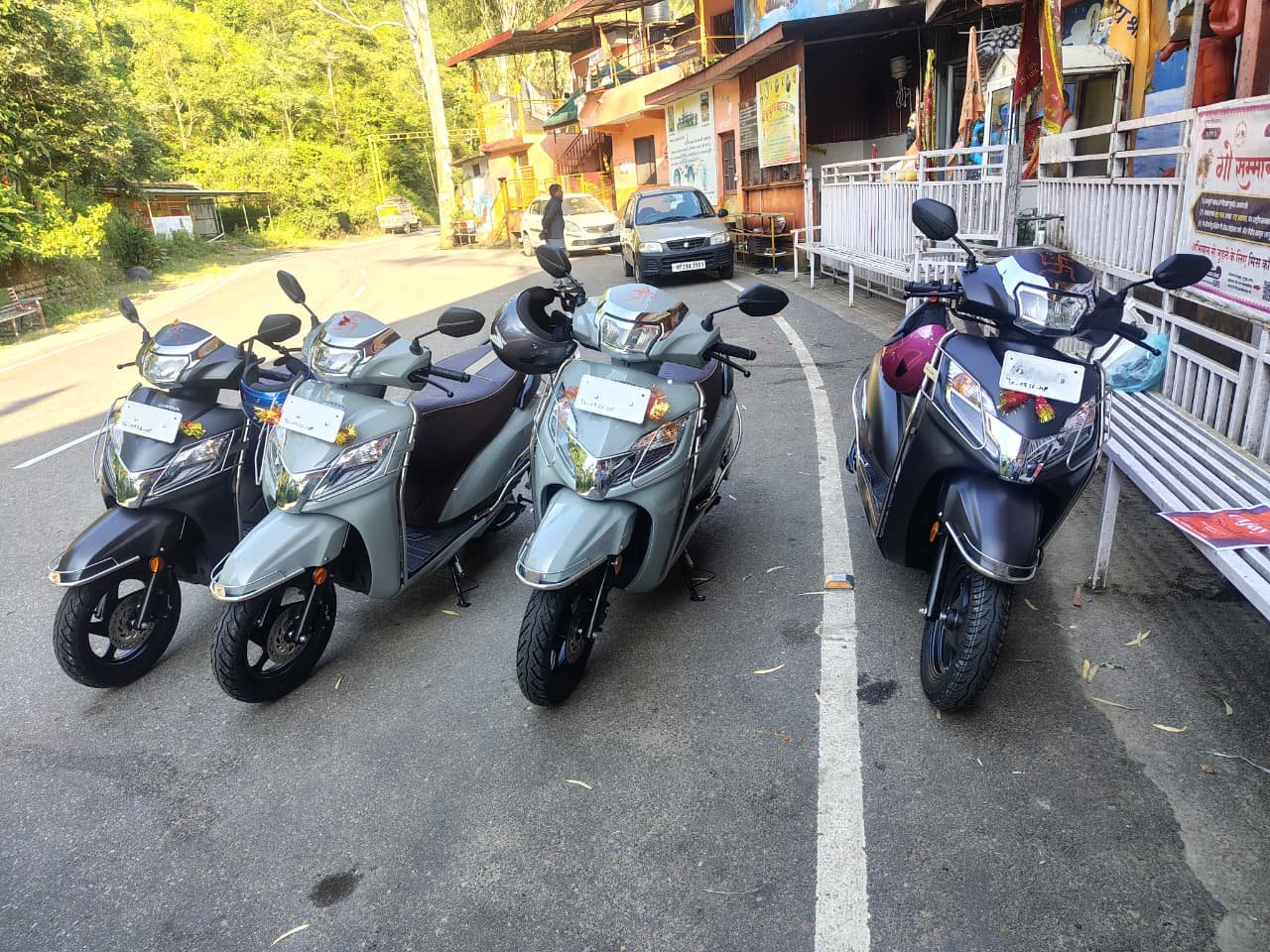 Scooty Rental in Birbilling - Explore the Scenic Beauty