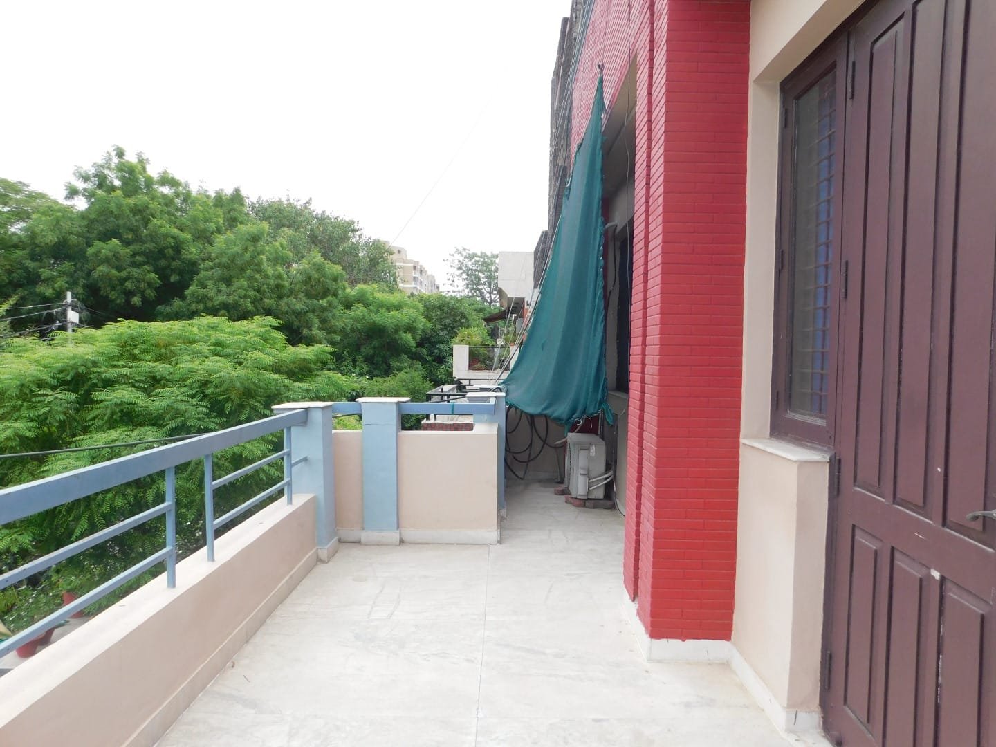 Comfortable Male-Only Single Rooms in Prime Location — photo 1