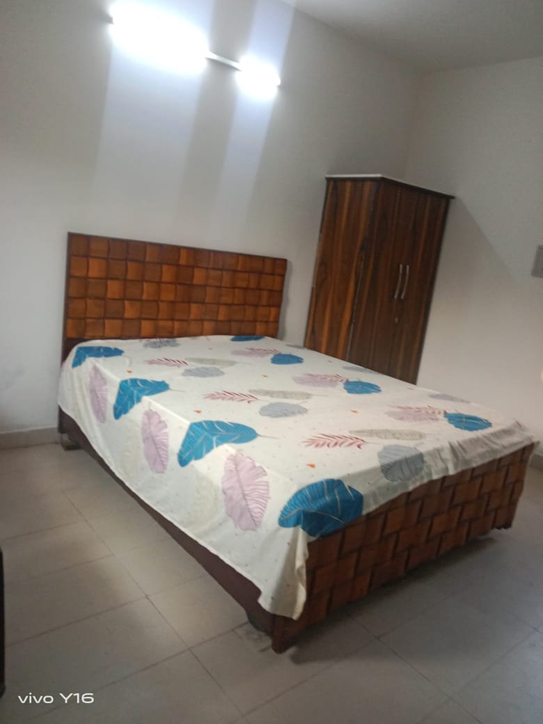Fully Furnished 2BHK Flat for Rent in Green Lotus Avenue