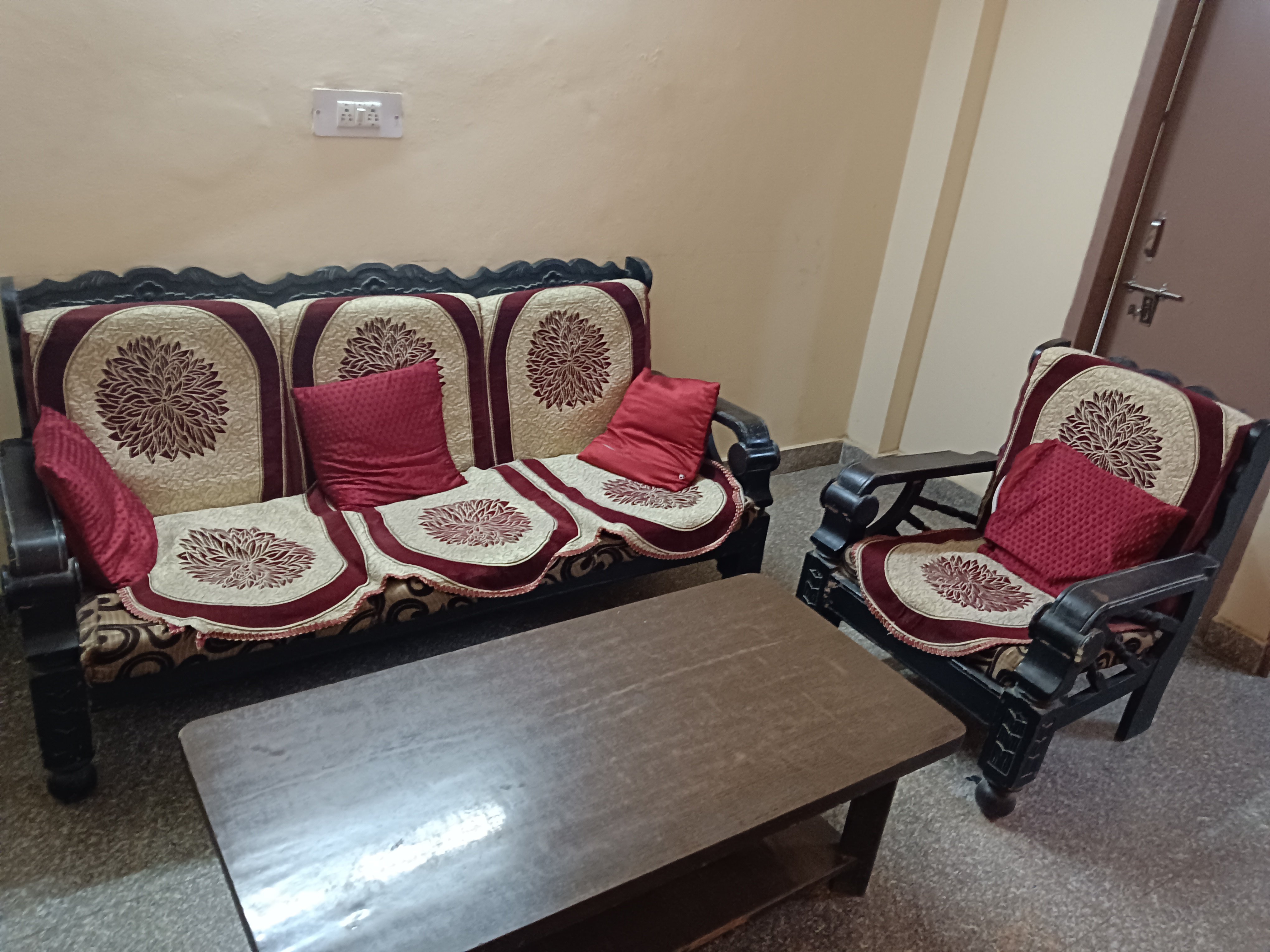 1BHK Furnished Flat for rent in Location set — photo 1