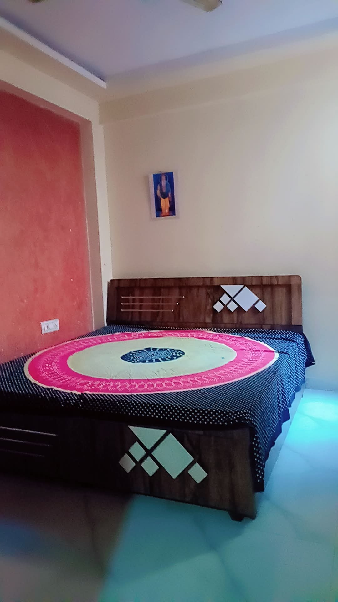 Spacious 1BHK Room for Rent - Ideal for Bachelors