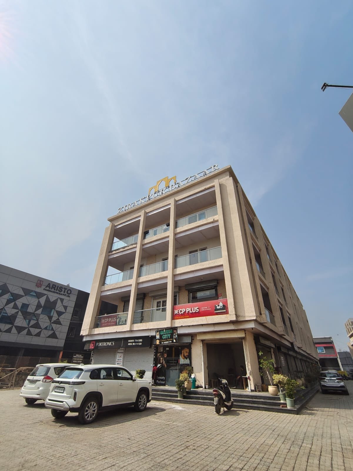 Prime office Space Available in Zirakpur Bazaar