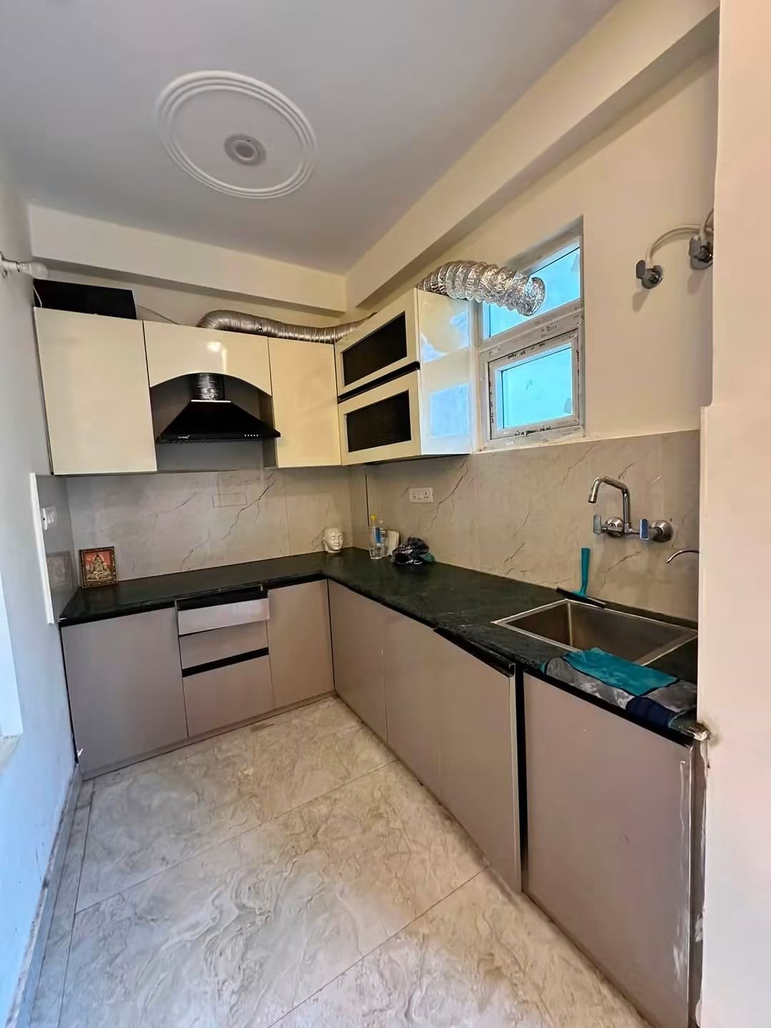 1BHK Furnished Flat for rent in Location set — photo 1
