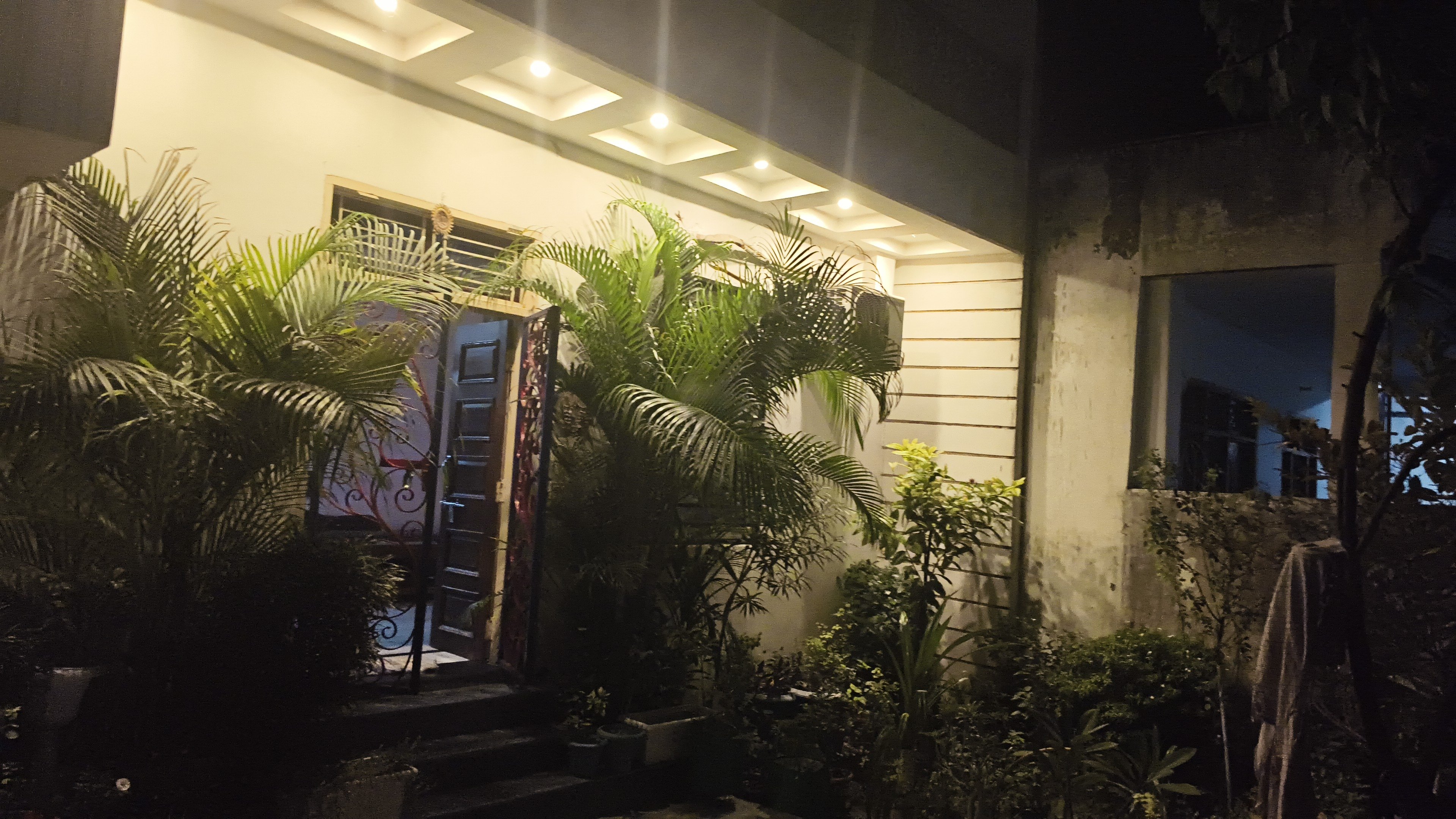 2BHK Unfurnished Flat for rent in Location set — photo 1