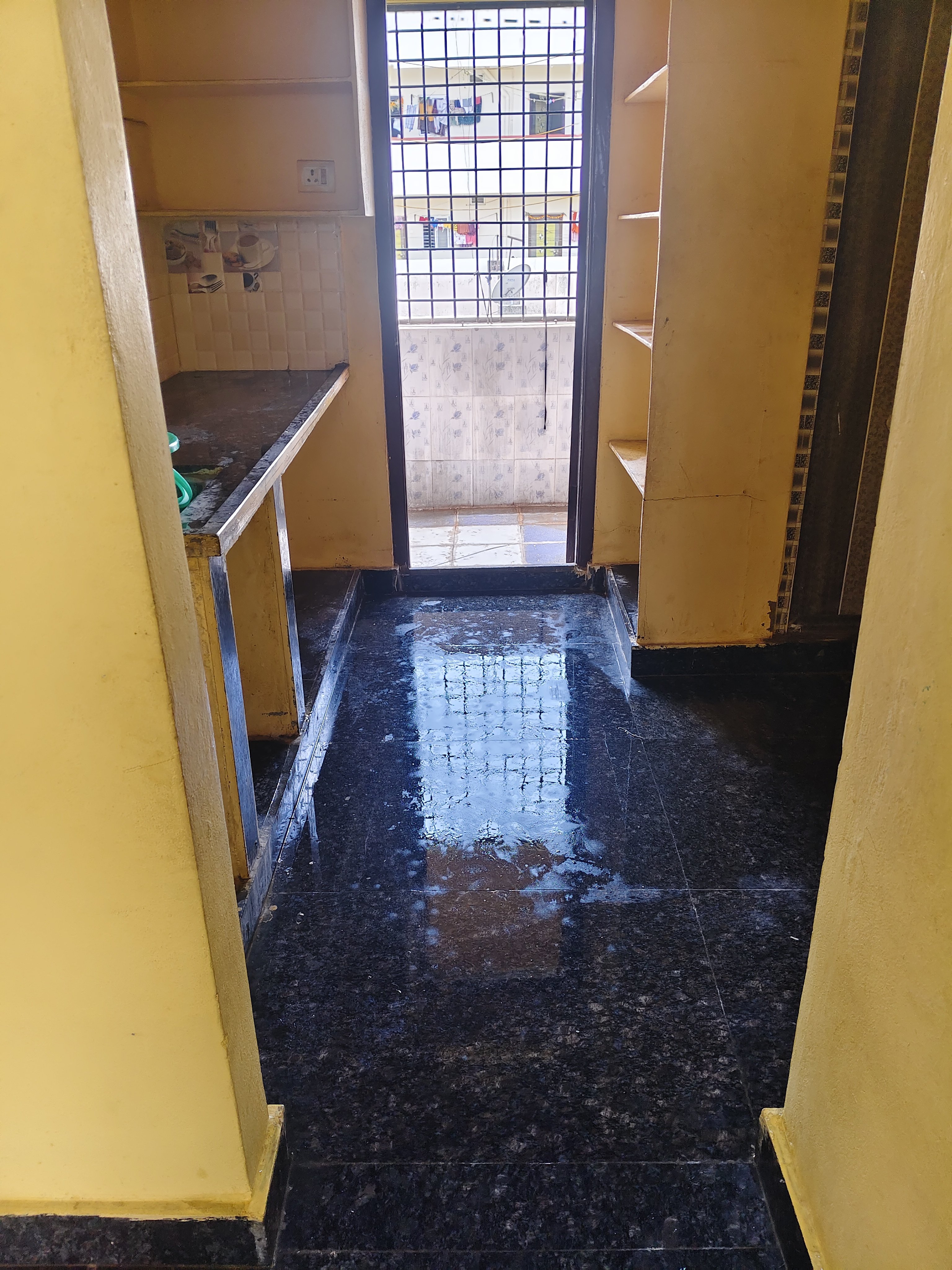 Plot for rent in Location set — photo 1
