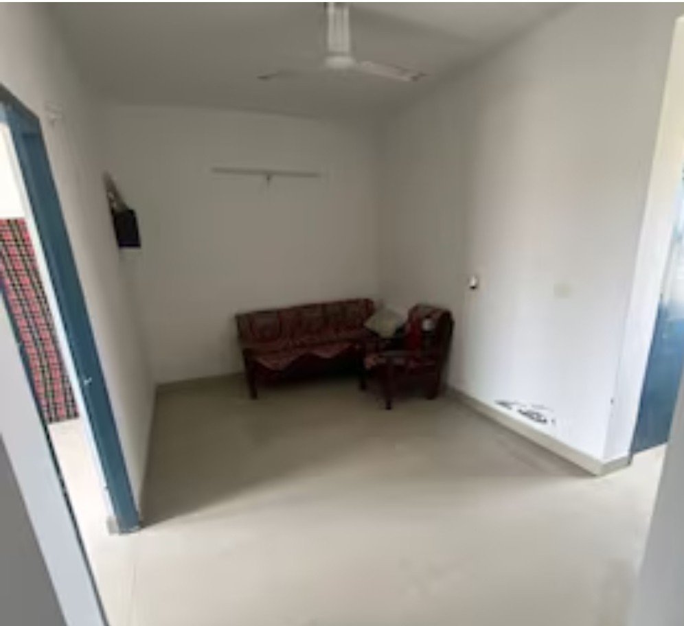 1BHK Unfurnished Flat for rent in Location set — photo 1