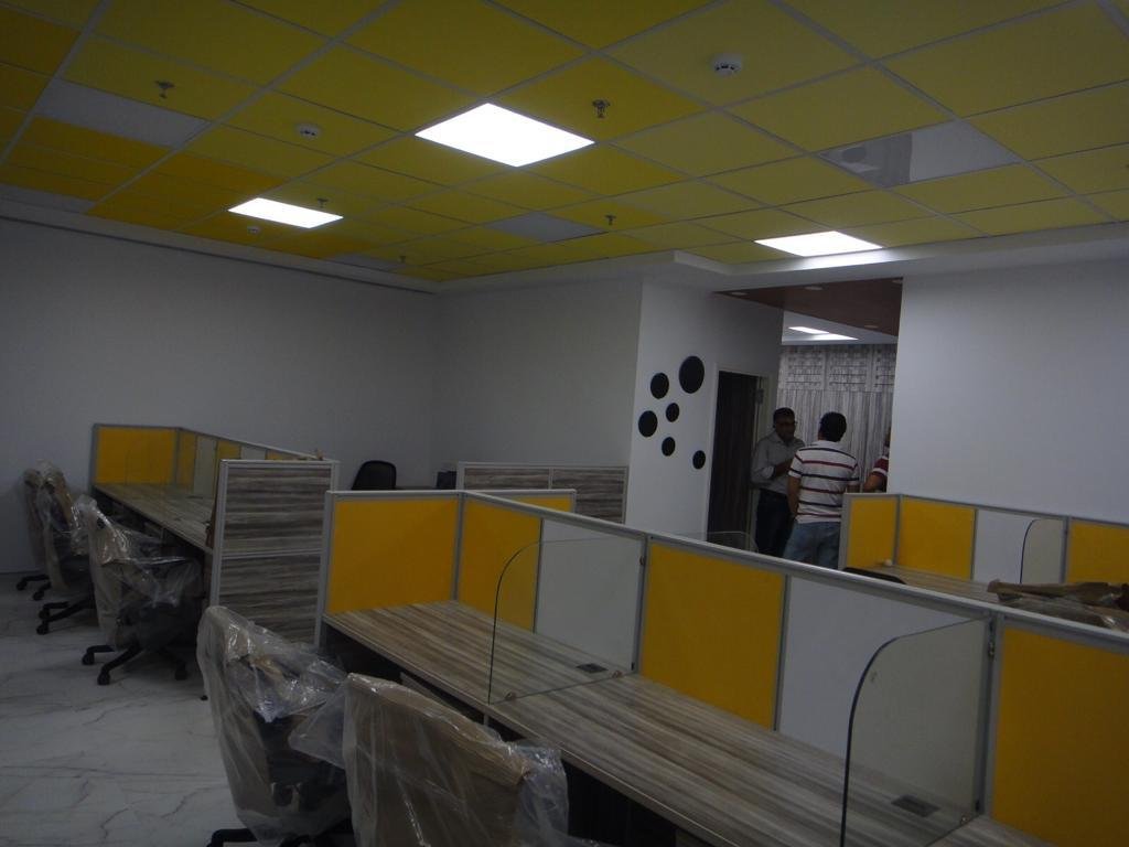 spaze I tech park 2000 sq ft