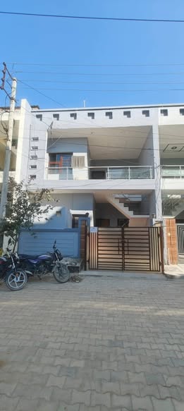 PG Near Chandigarh University
