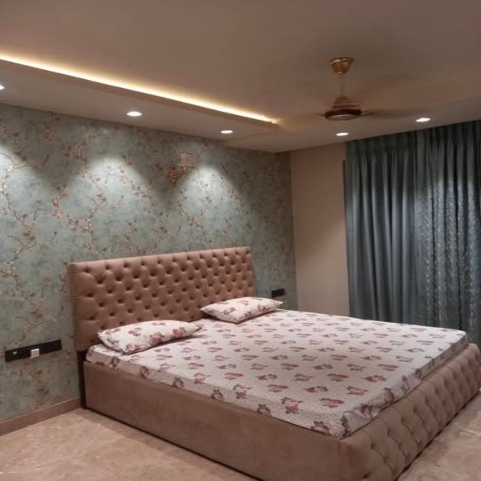 Luxurious One Room Available in a Spacious 3BHK Apartment