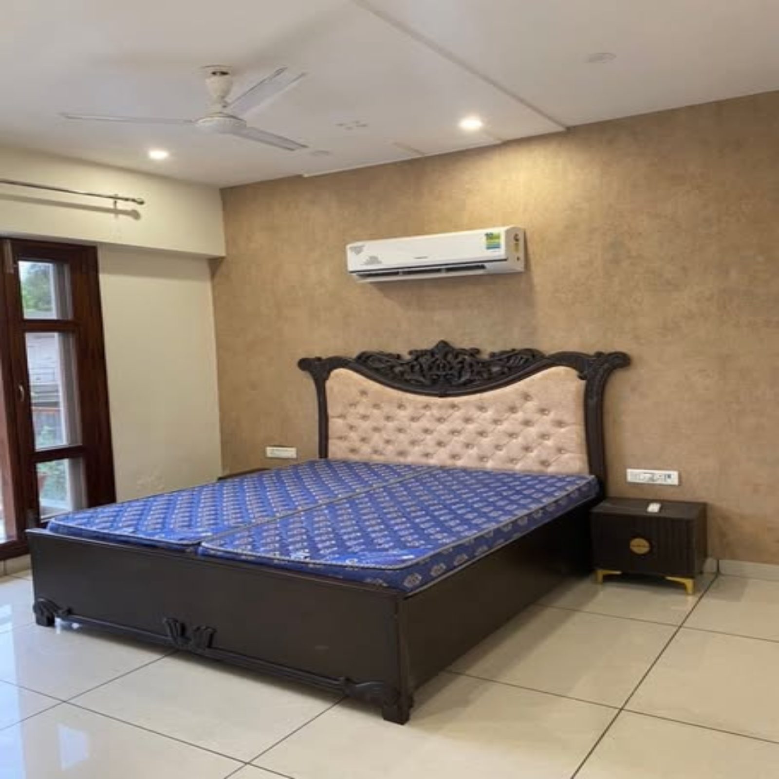 Newly Built 1 room available in 3bhk in sector 37 Chandigarh