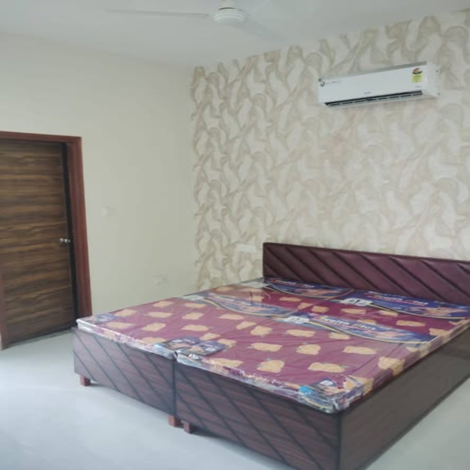 3Bhk Fully Furnished flat available for rent in Aerocity