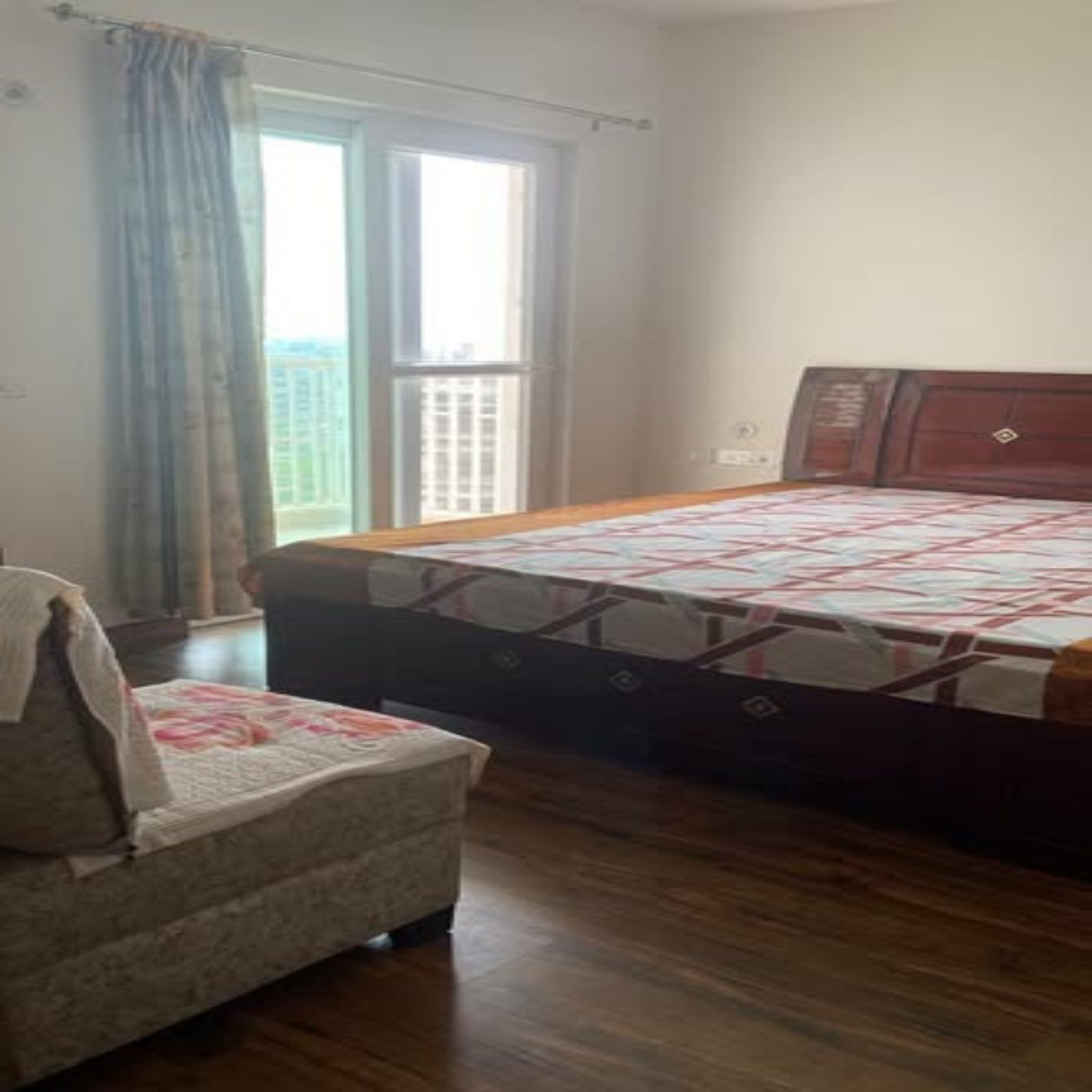2BHK FULL FURNISHED FLAT AVAILABLE FOR RENT ON AIRPORT ROAD MOHALI