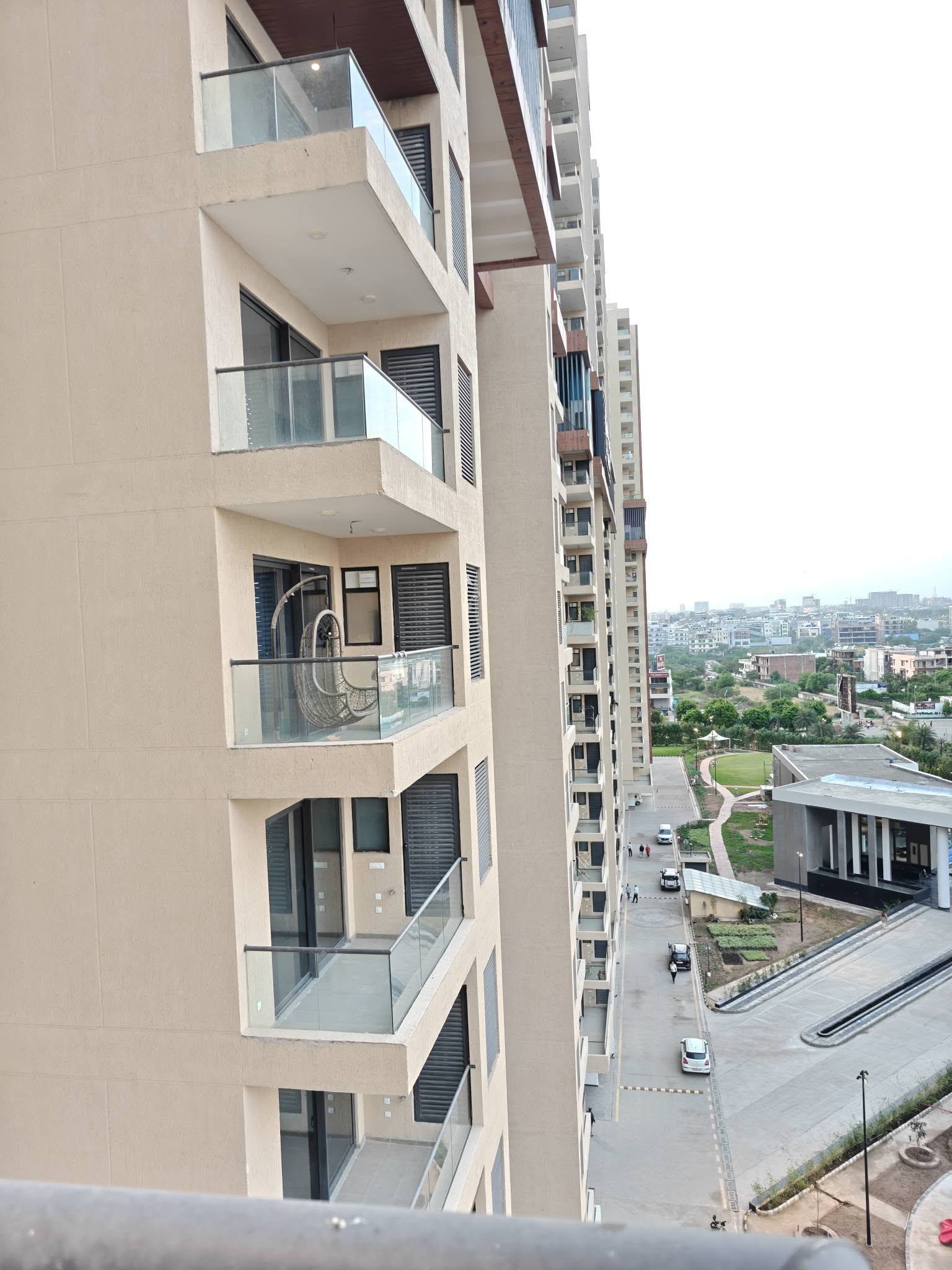 ▶️🏡 Beautiful 4+1BHK Luxurious flat