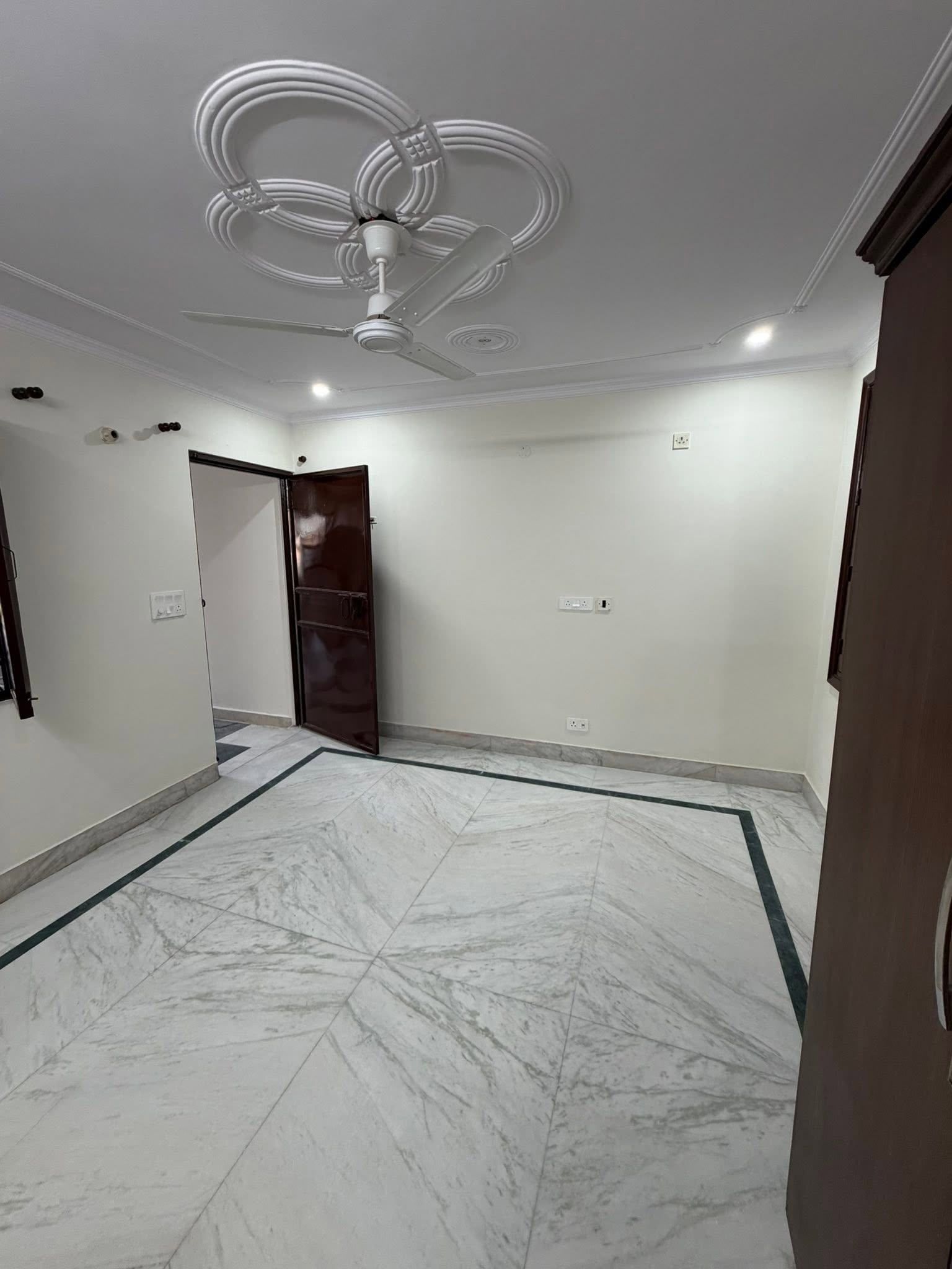 One bhk fully furnished flat is available for rent in chhattarpur