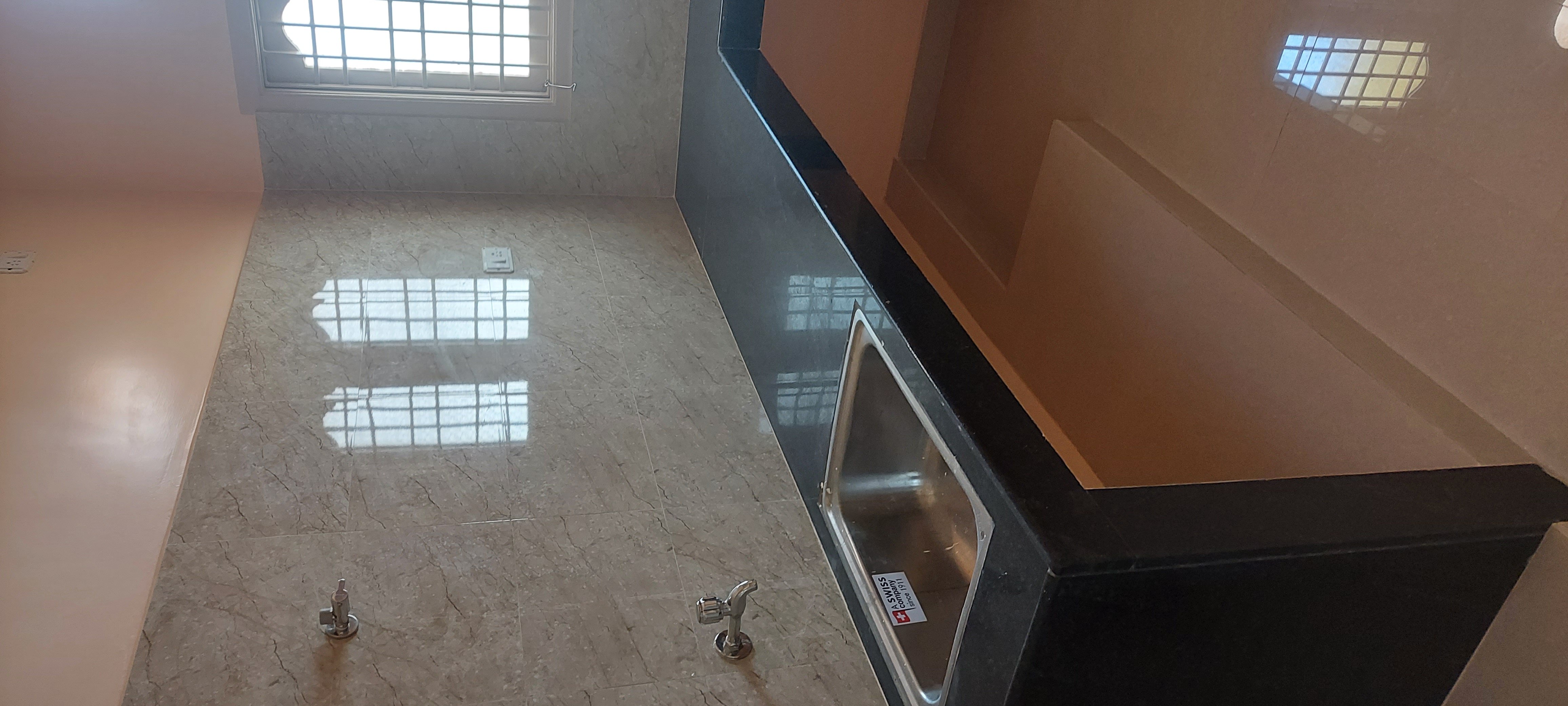 Spacious 2BHK Unfurnished House for Rent — photo 1