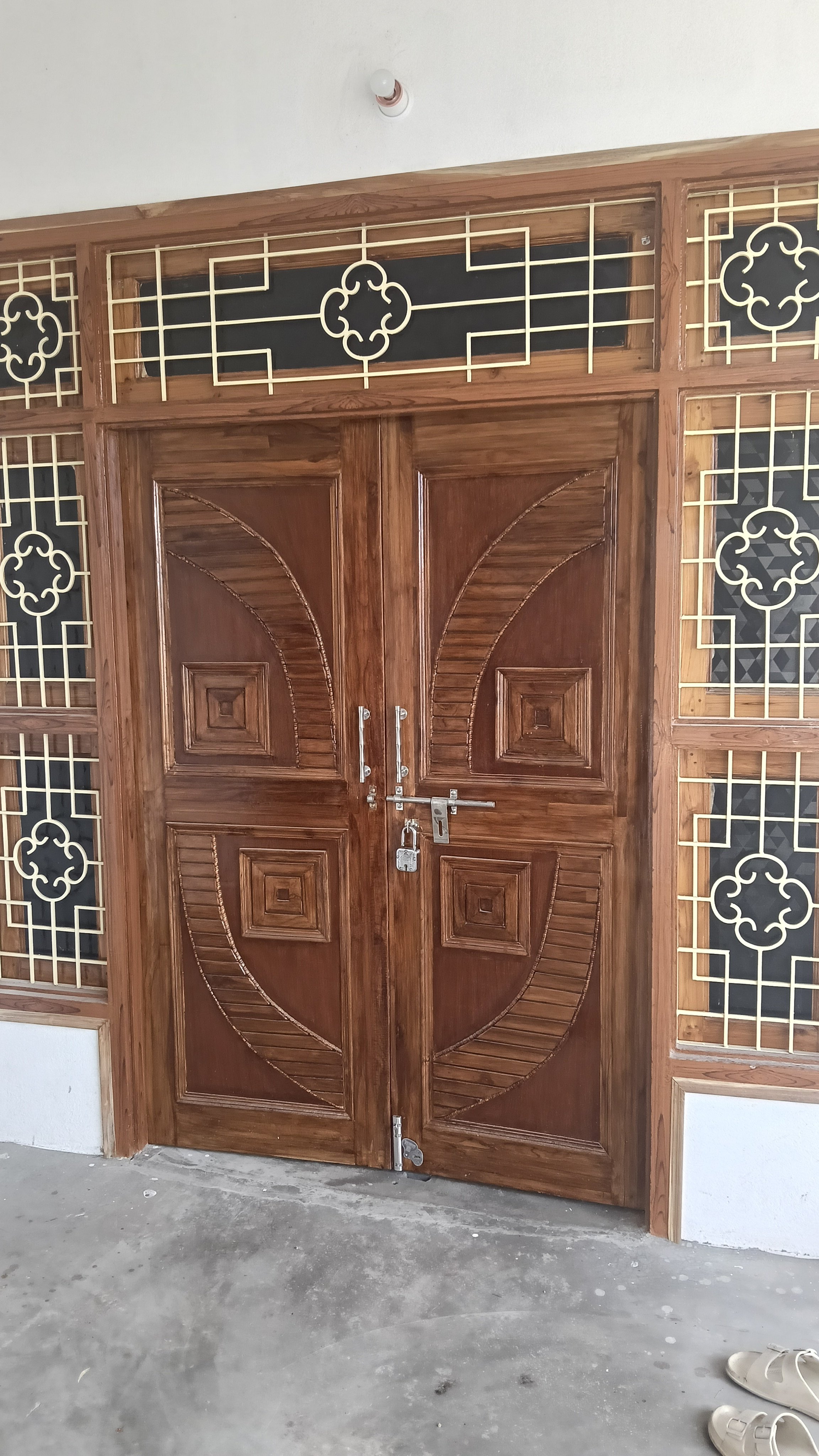 1BHK Semi-furnished Room for rent in Location set — photo 1
