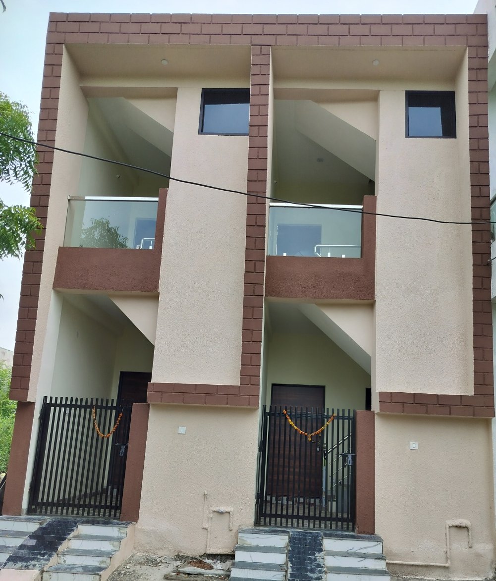 Charming 1BHK Unfurnished Villas for Sale — photo 1