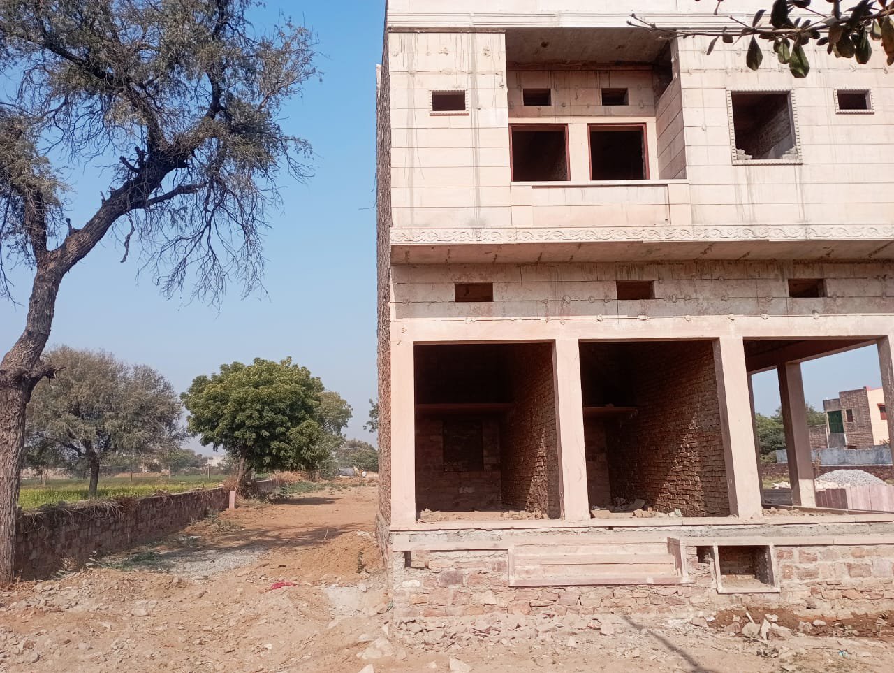 Prime Plot for Sale in a Desirable Location