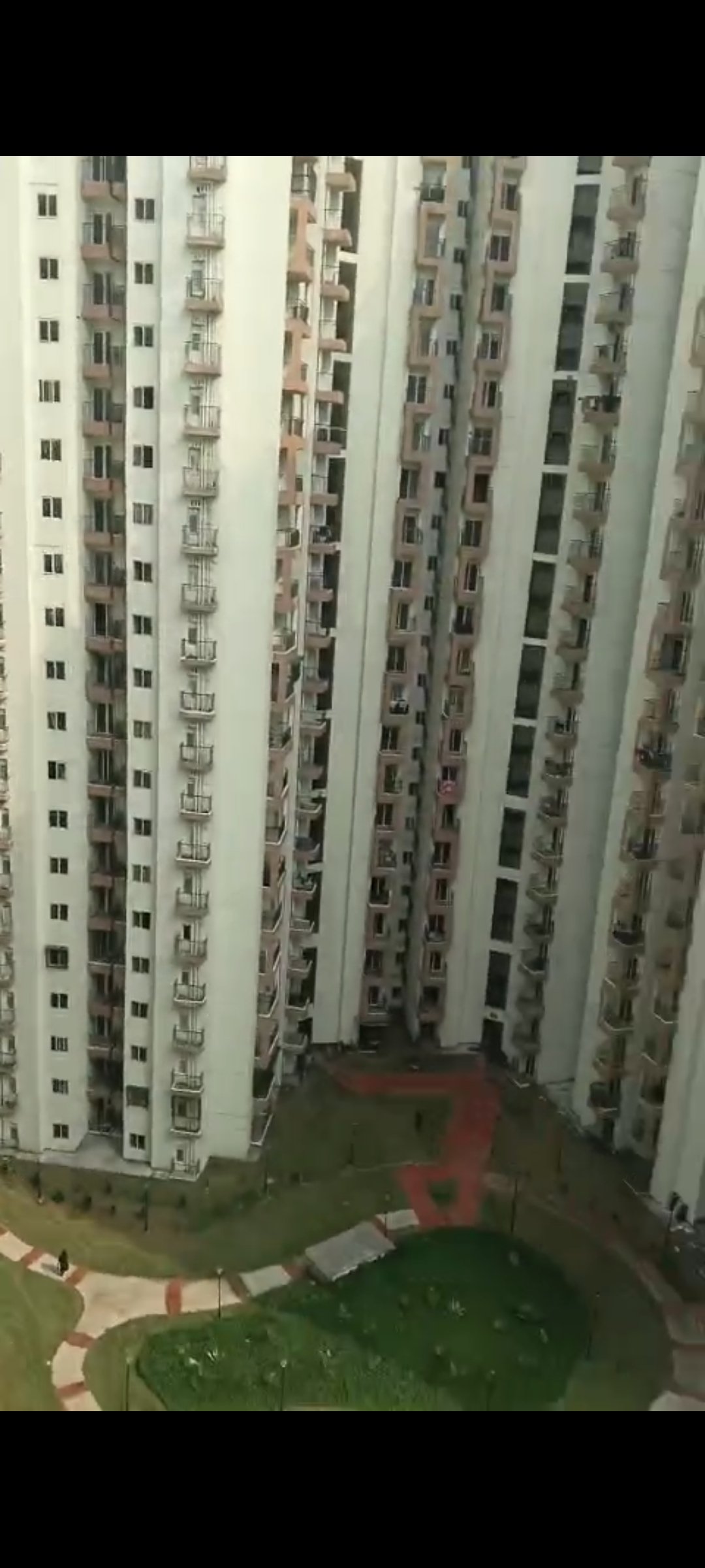 Charming 1BHK Semi-Furnished Apartment for Rent — photo 1
