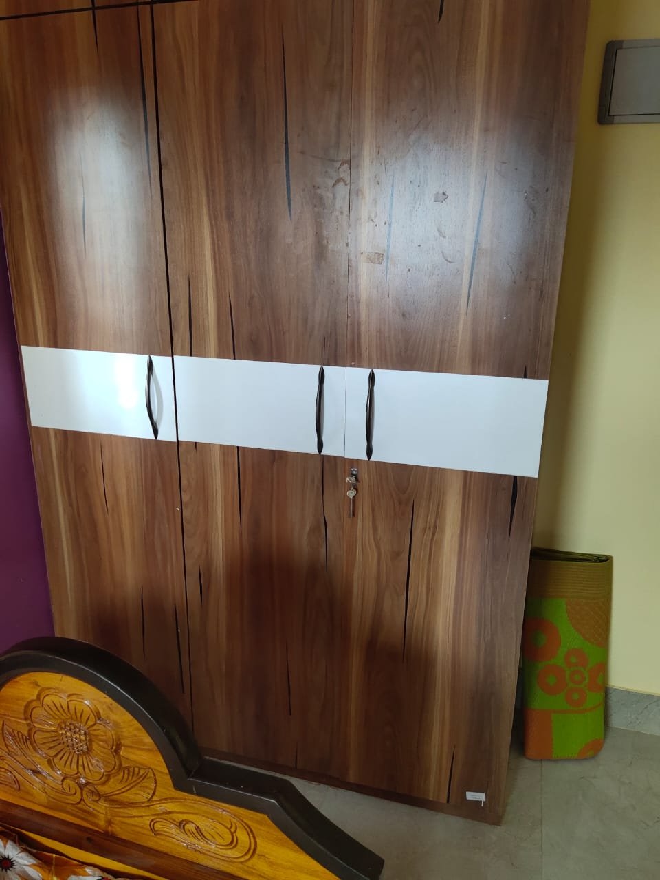 1RK Semi-furnished Room for rent in Location set — photo 1