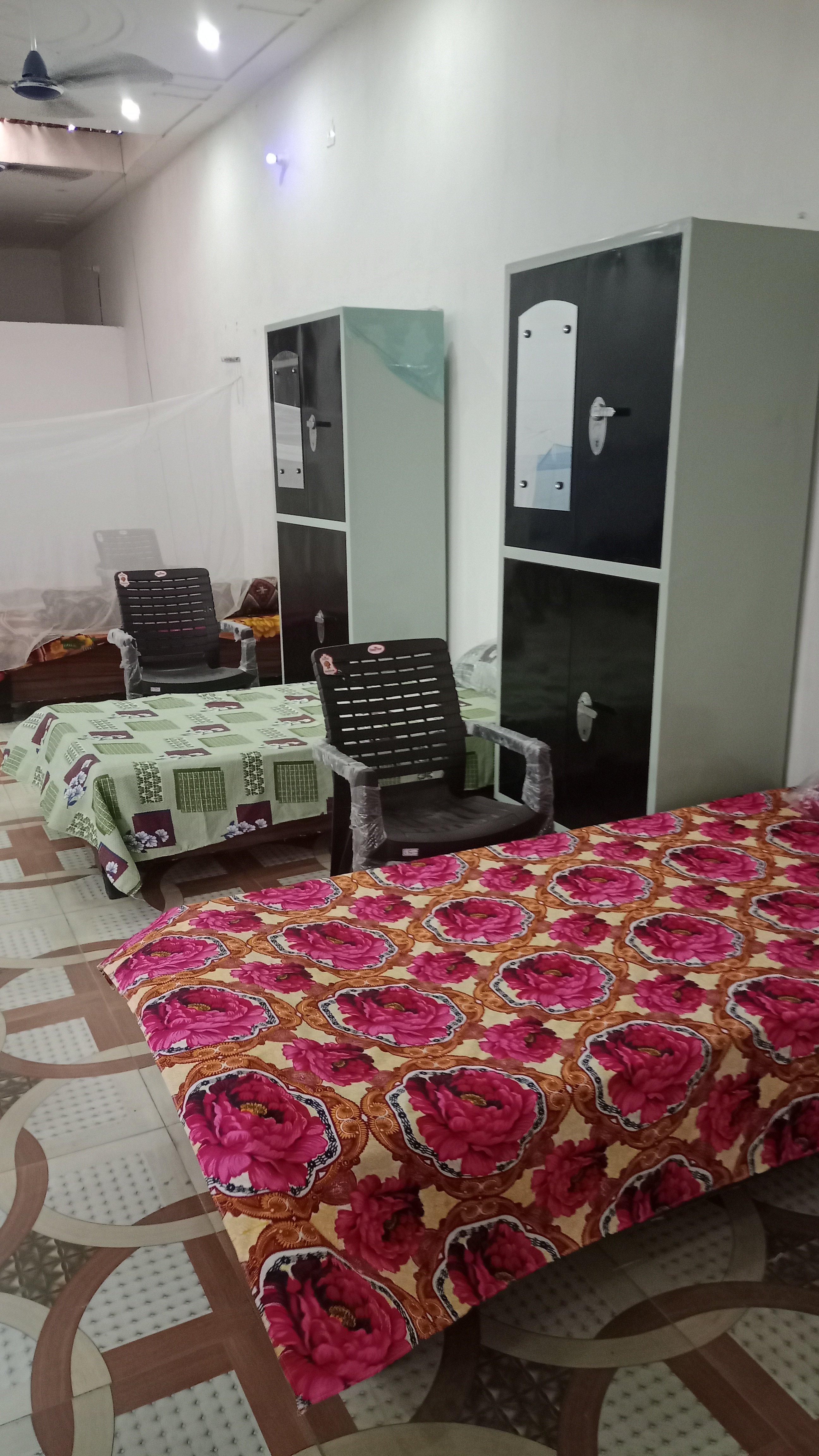 Comfortable Shared Room for Males with Essential Amenities