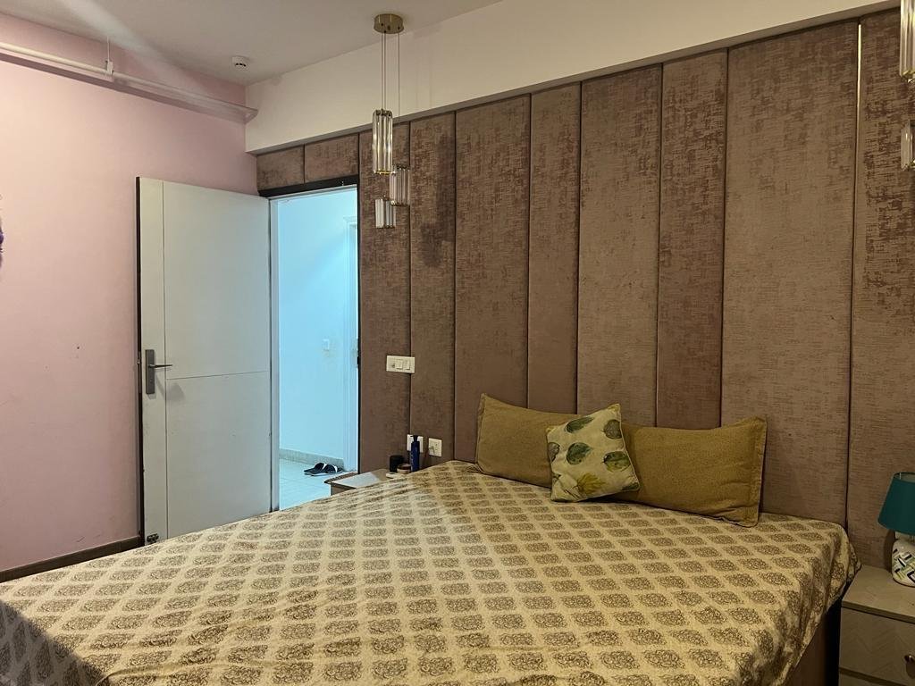 3bhk drawing dining attached toilet bathroom modular kitchen 2nd floor Rent 70000 including — photo 1