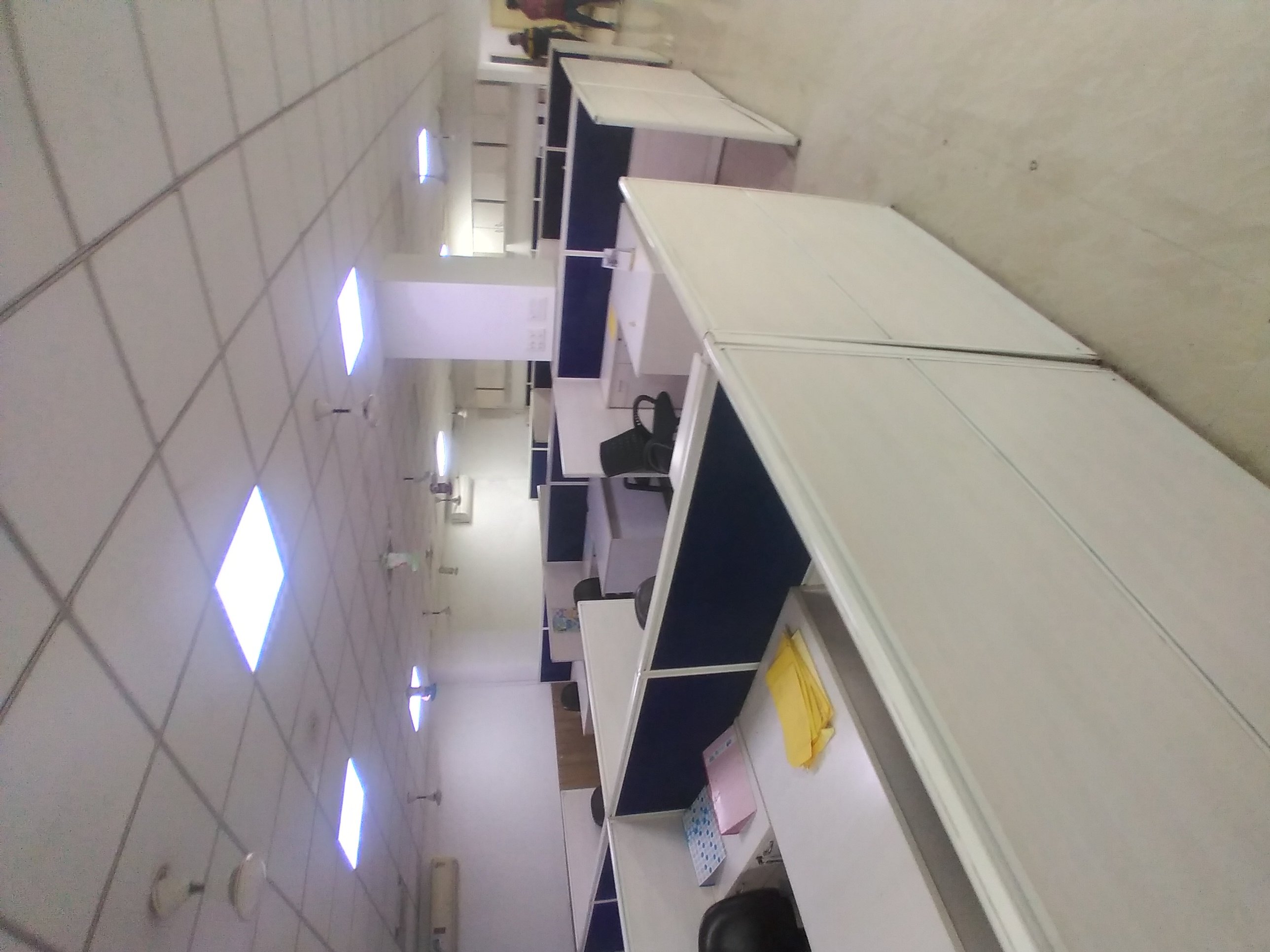 Spacious 1000 sq ft Office Space for Rent in Agra