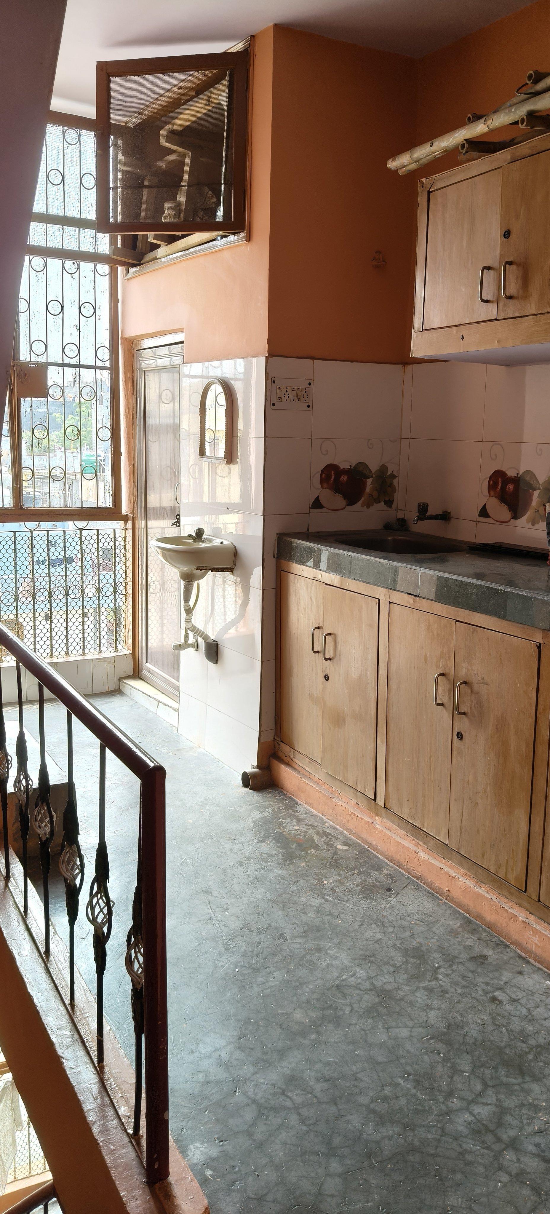 Others for rent in Location set — photo 1