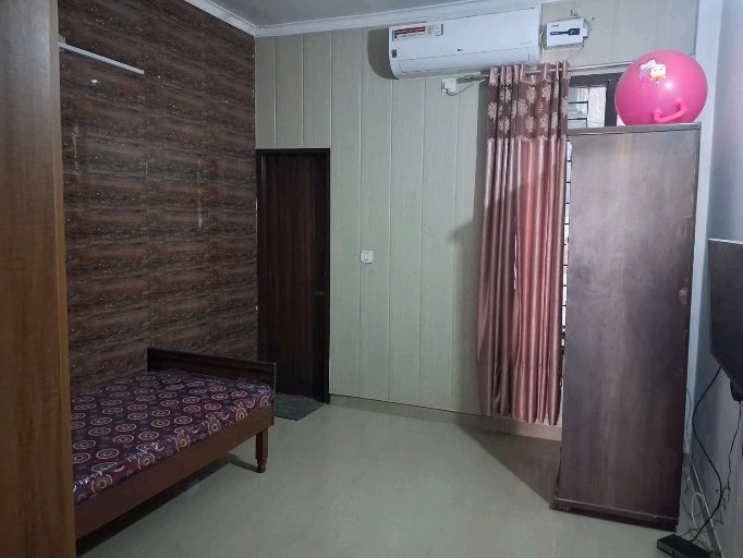 Spacious 2 BHK Semi-Furnished Flat for Rent in Mohali