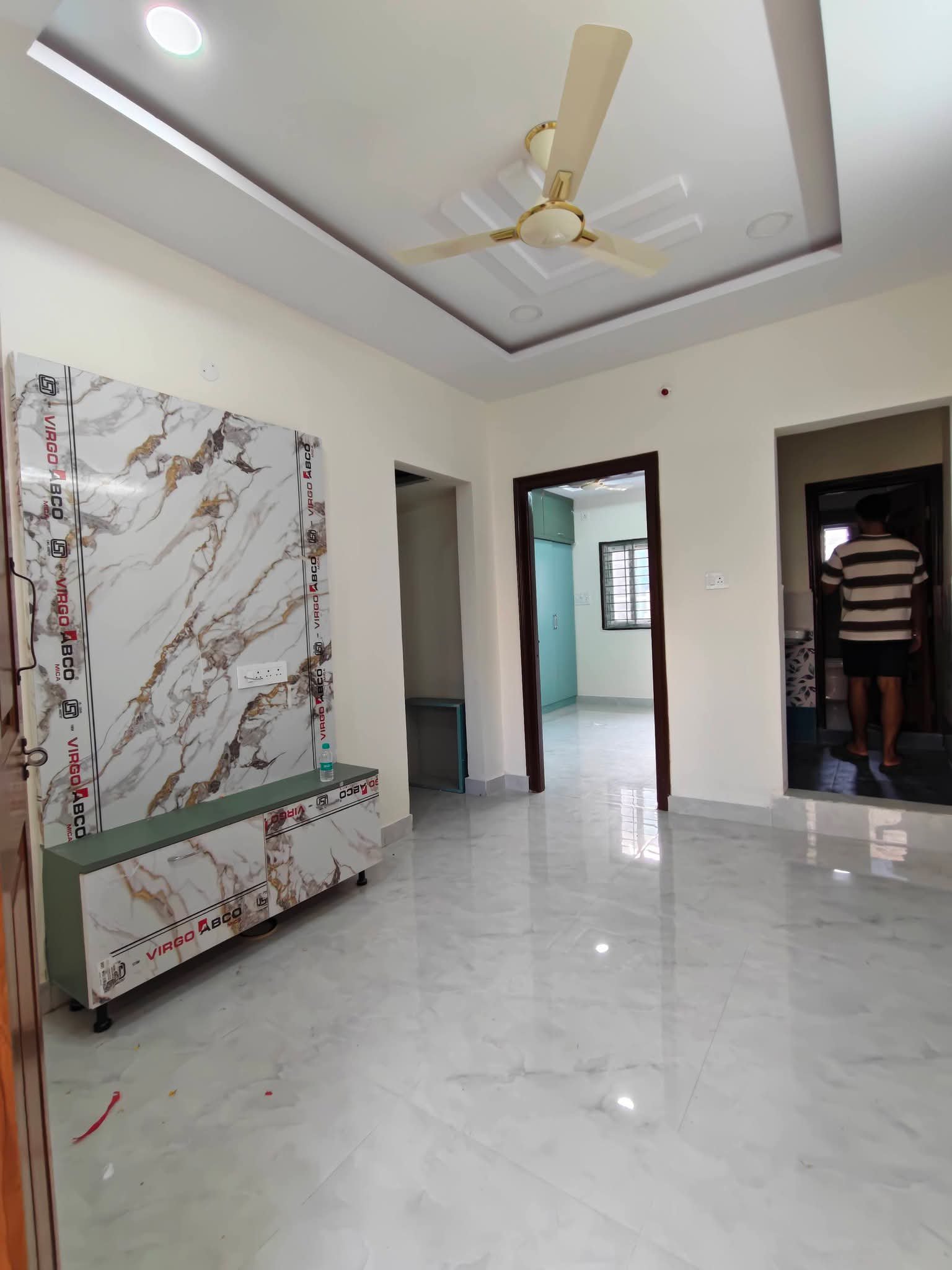 Charming 1BHK Semi-Furnished Flat for Rent — photo 1