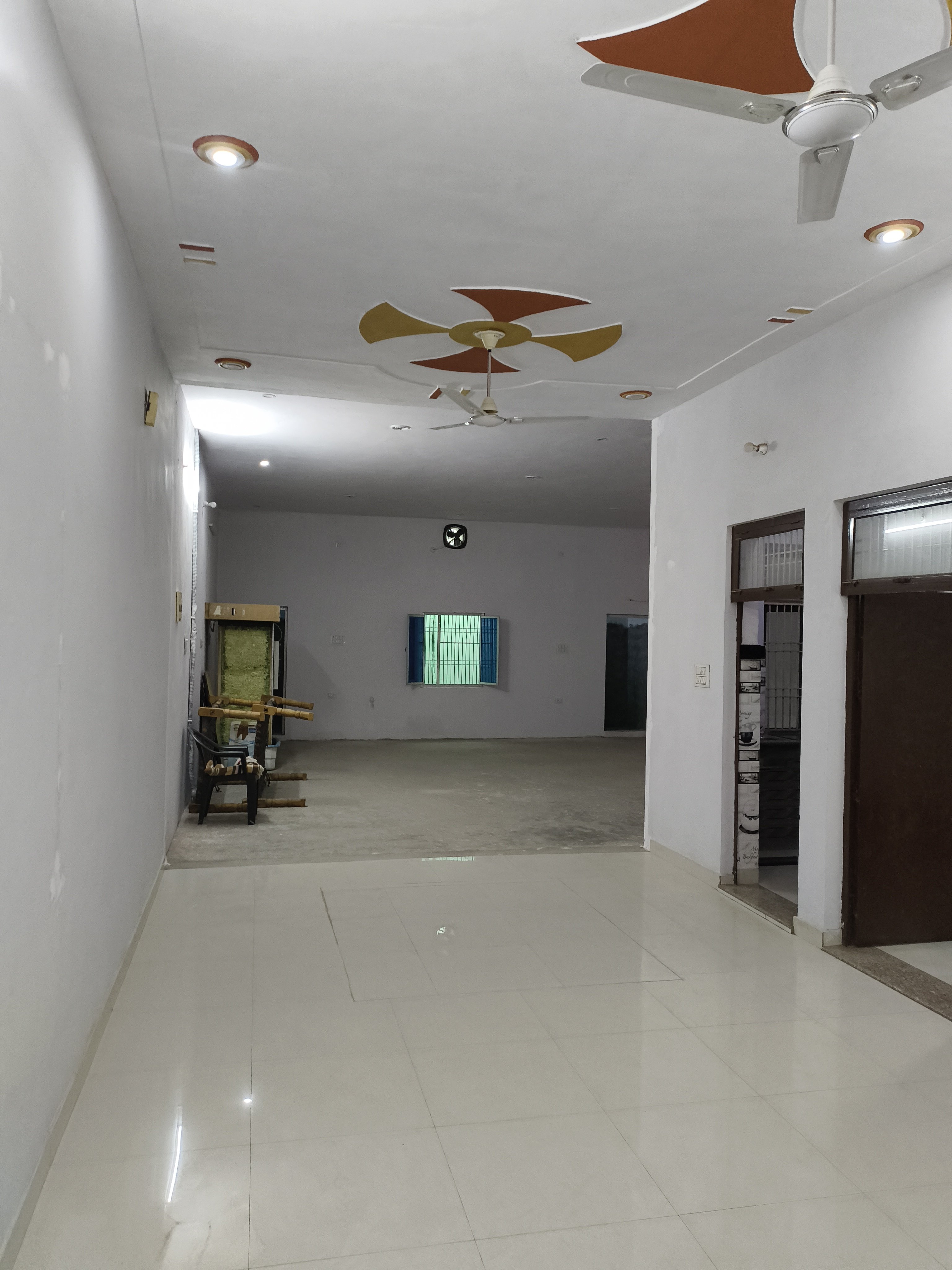 Spacious 2BHK Furnished Flat for Rent in Shri Krishna Dham Colony — photo 1