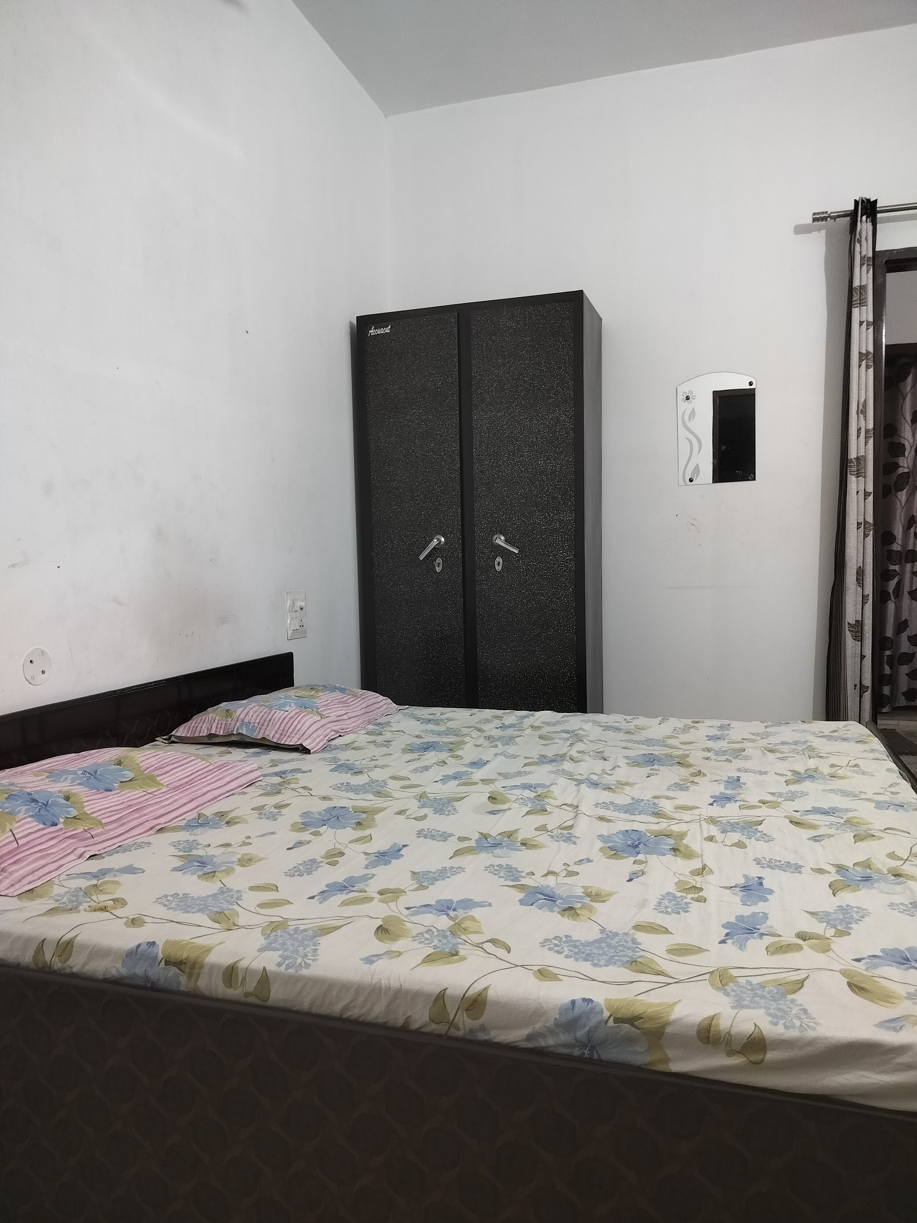 Cozy 1RK Room with Essential Amenities for Rent — photo 1