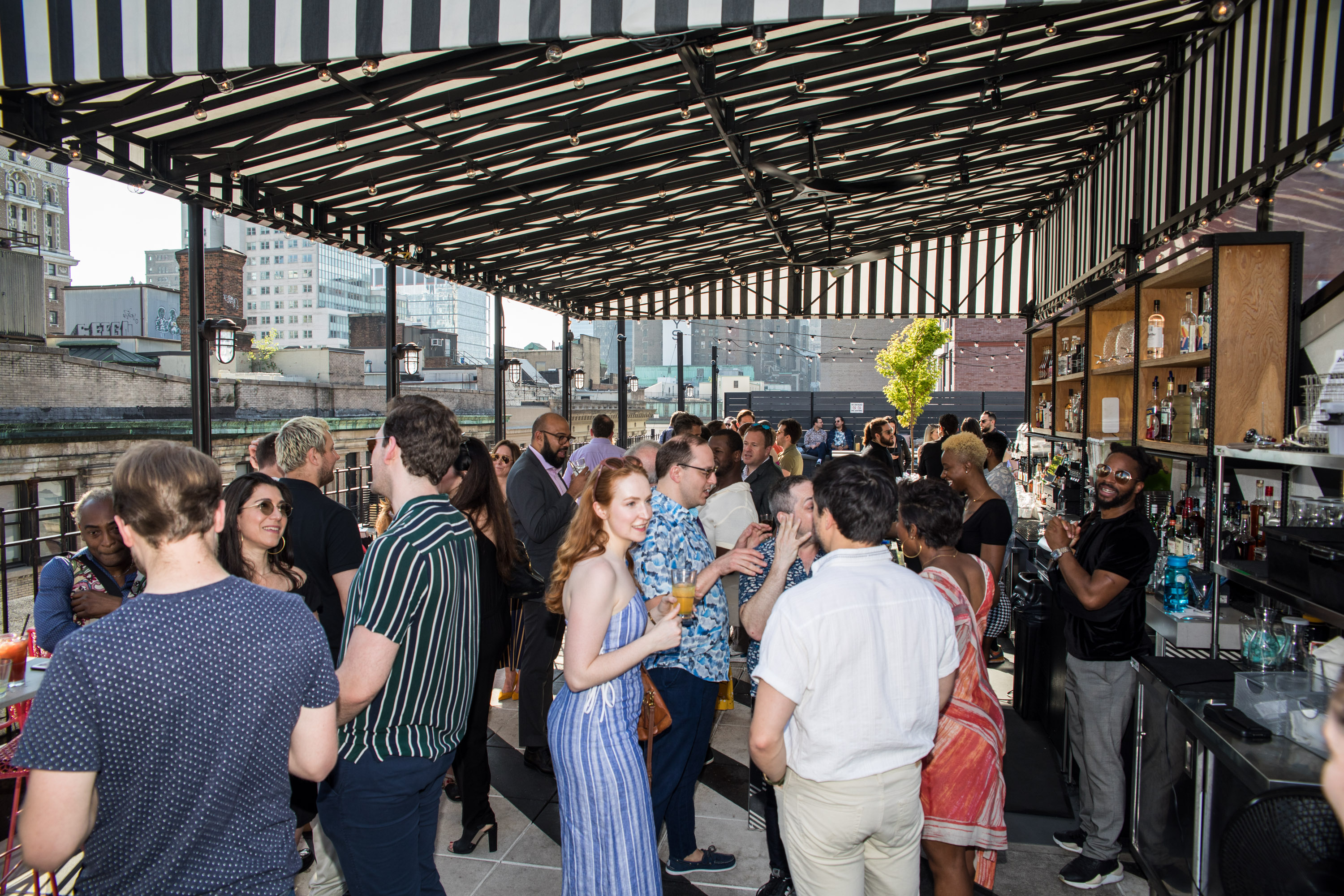 The Lookup - Lounge image 2