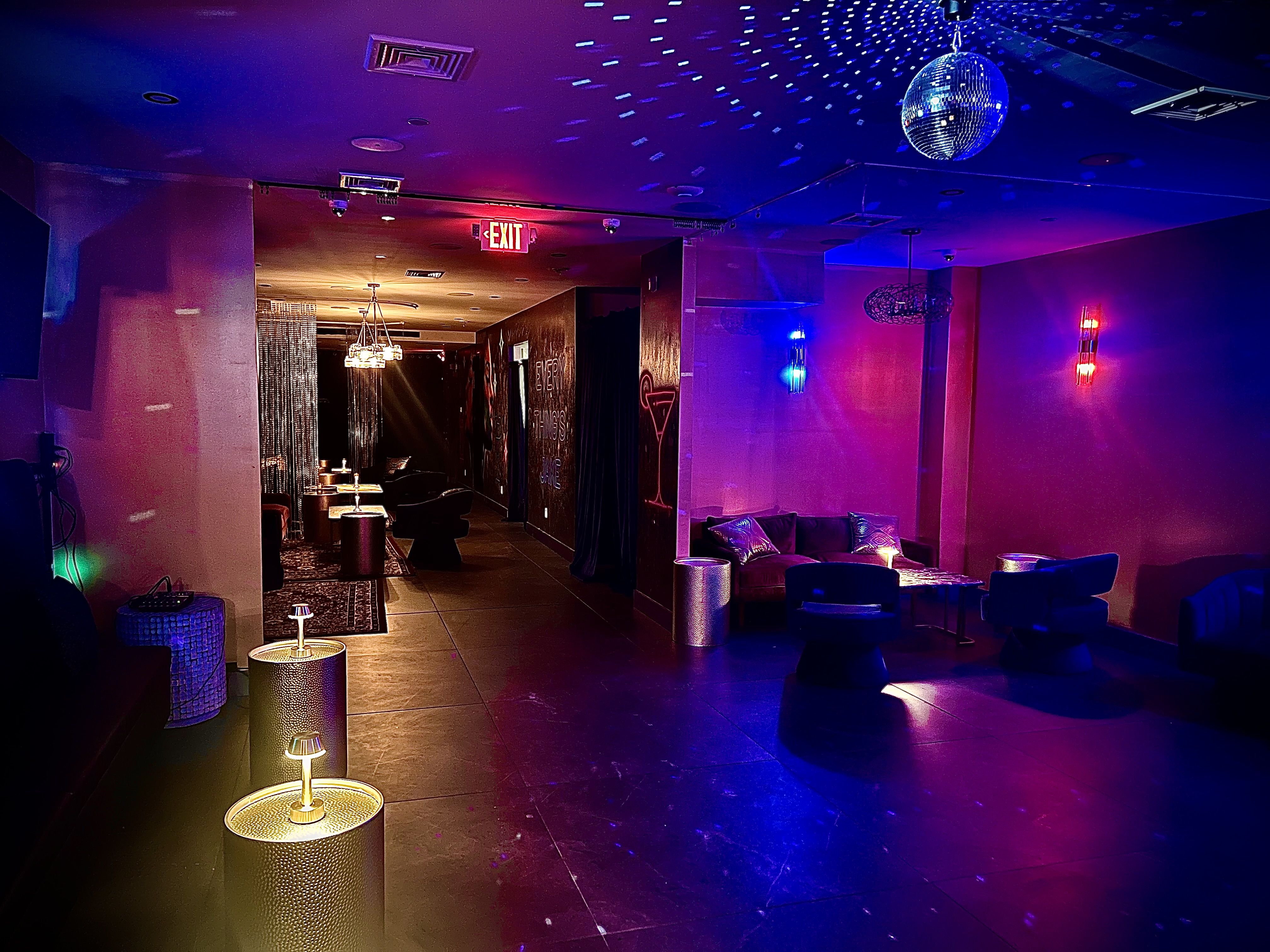 Everything's Jake - 2nd Floor image 4