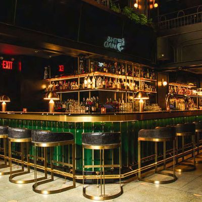 5th&Mad - The Grand Bar image 1