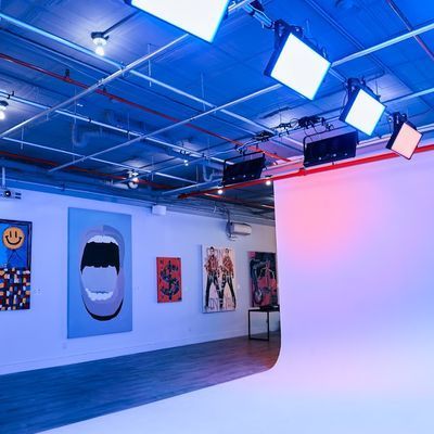 G-Gallery - Entire Venue image 2