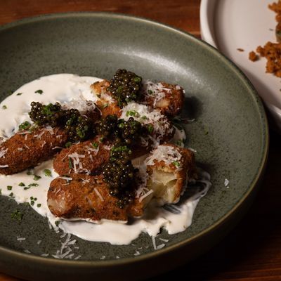 Ketchy Shuby - Dining Table image 2