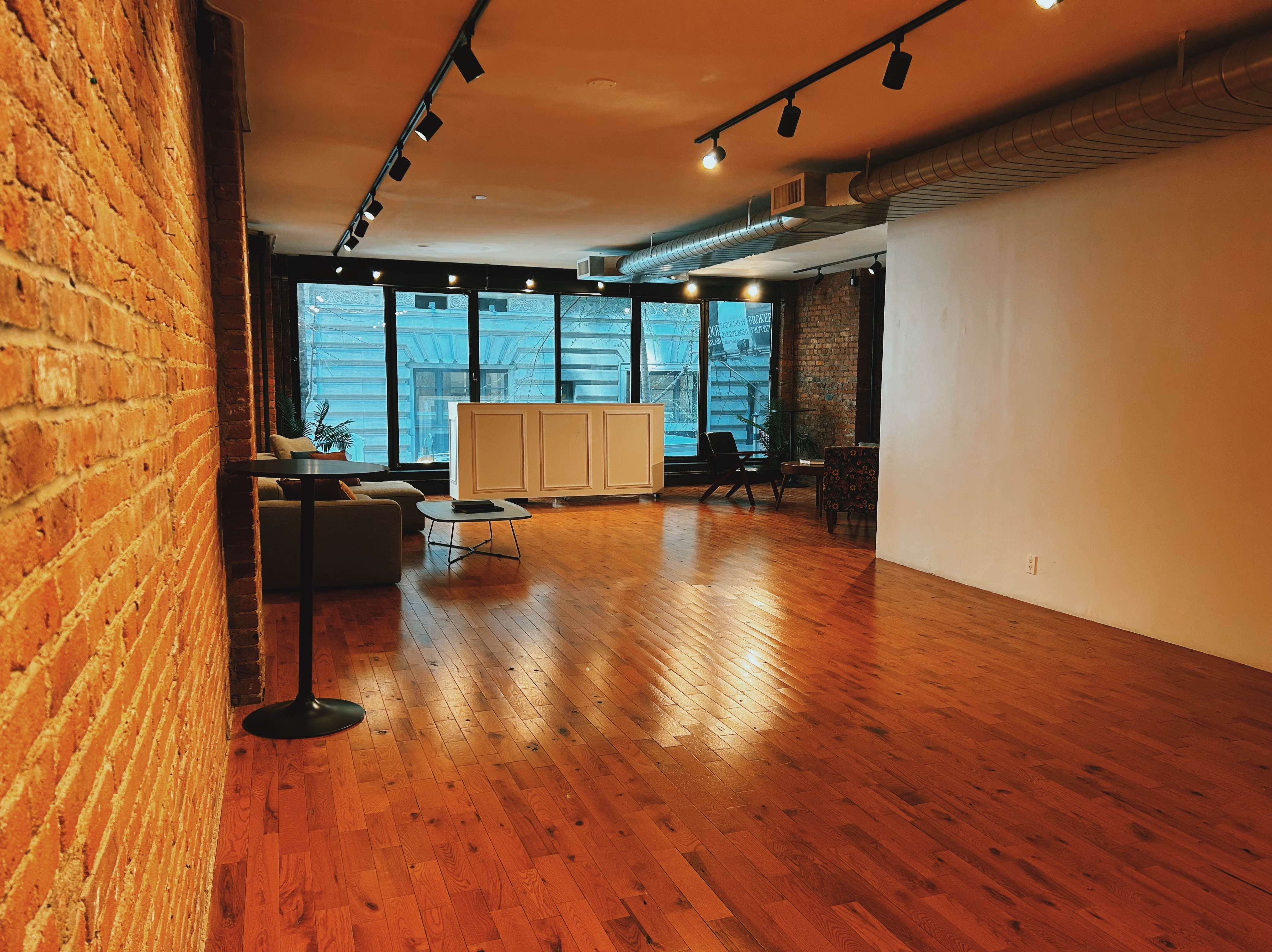 LOFT39 - 2nd Floor Studio Gallery image 14