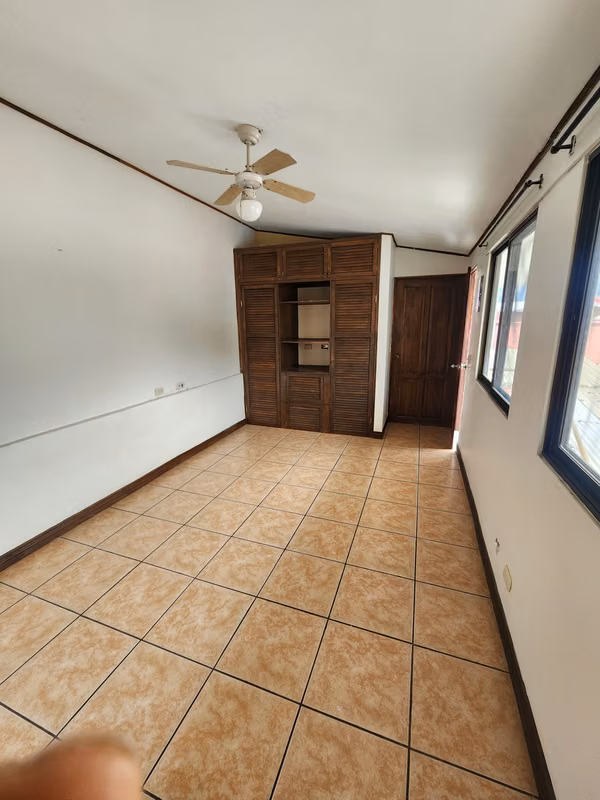 Amplio apartamento en Residencial Monte Ayarco, Curridabat 14