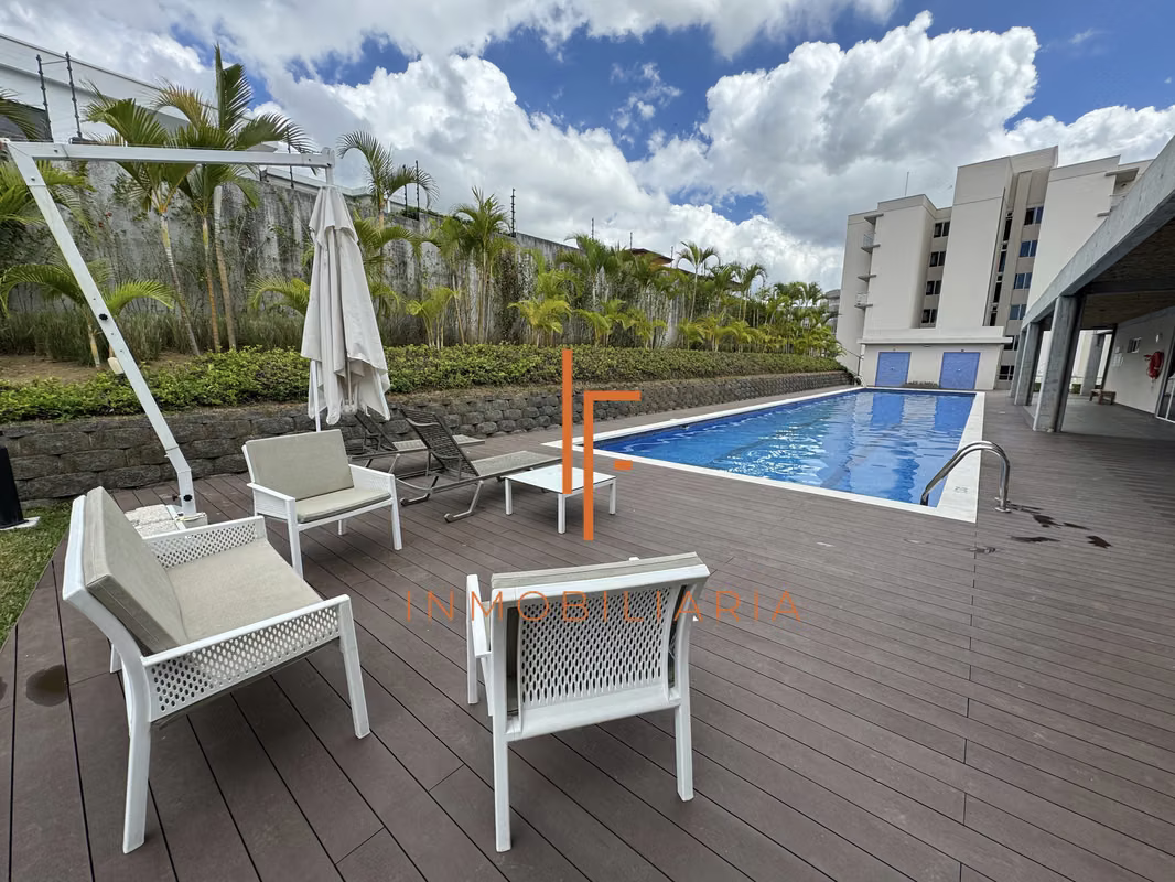 Amplio apartamento de 3 habitaciones en Curridabat 11