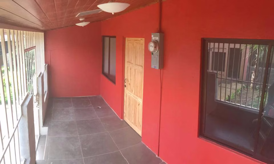 Habitaciones para estudiantes en Heredia cerca de la UNA 11