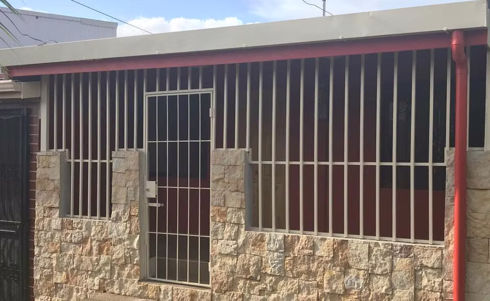 Habitaciones para estudiantes en Heredia cerca de la UNA 12