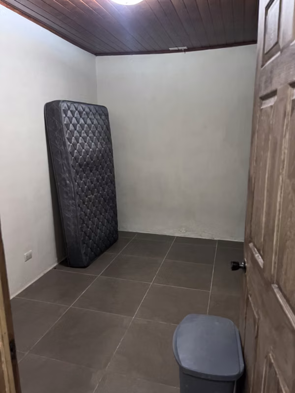 Habitaciones para estudiantes en Heredia cerca de la UNA 4