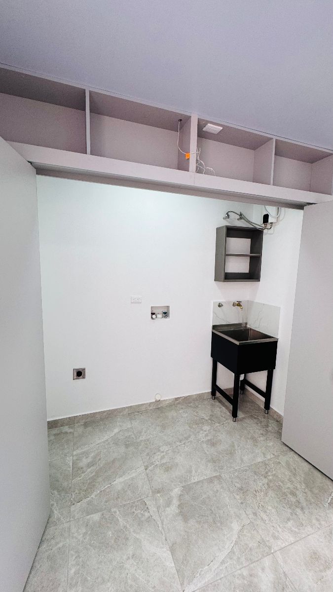 Apartamentos NUEVOS a 200 m de la UCR, San Pedro 3