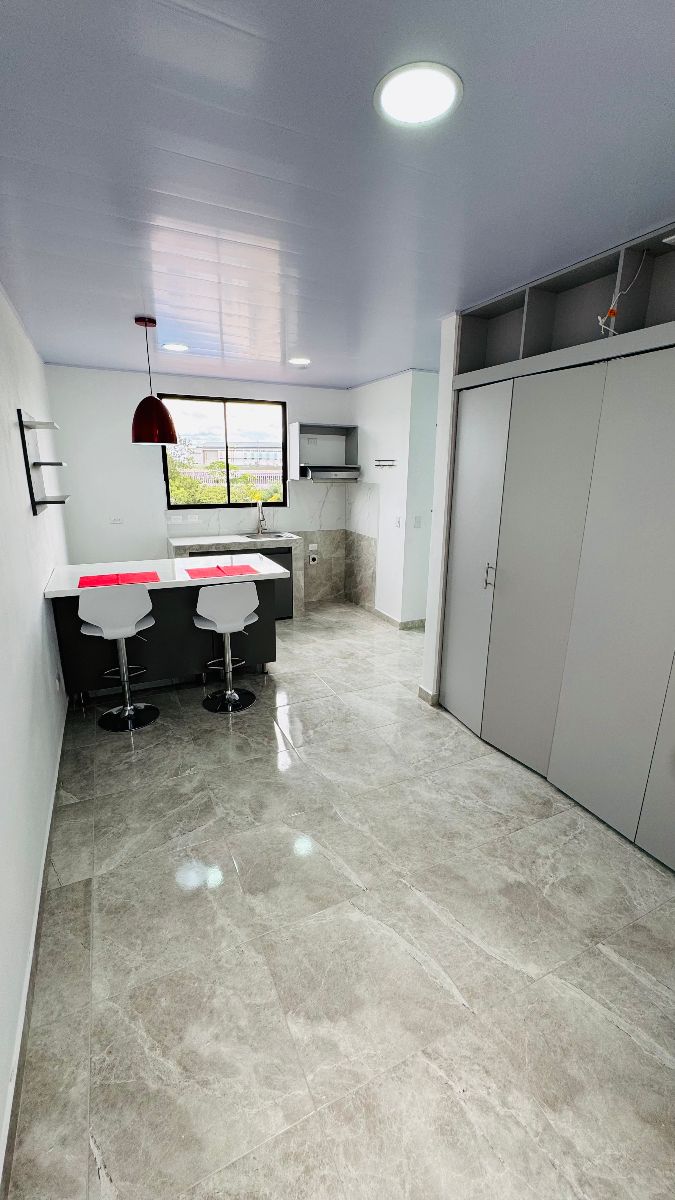 Apartamentos NUEVOS a 200 m de la UCR, San Pedro 8