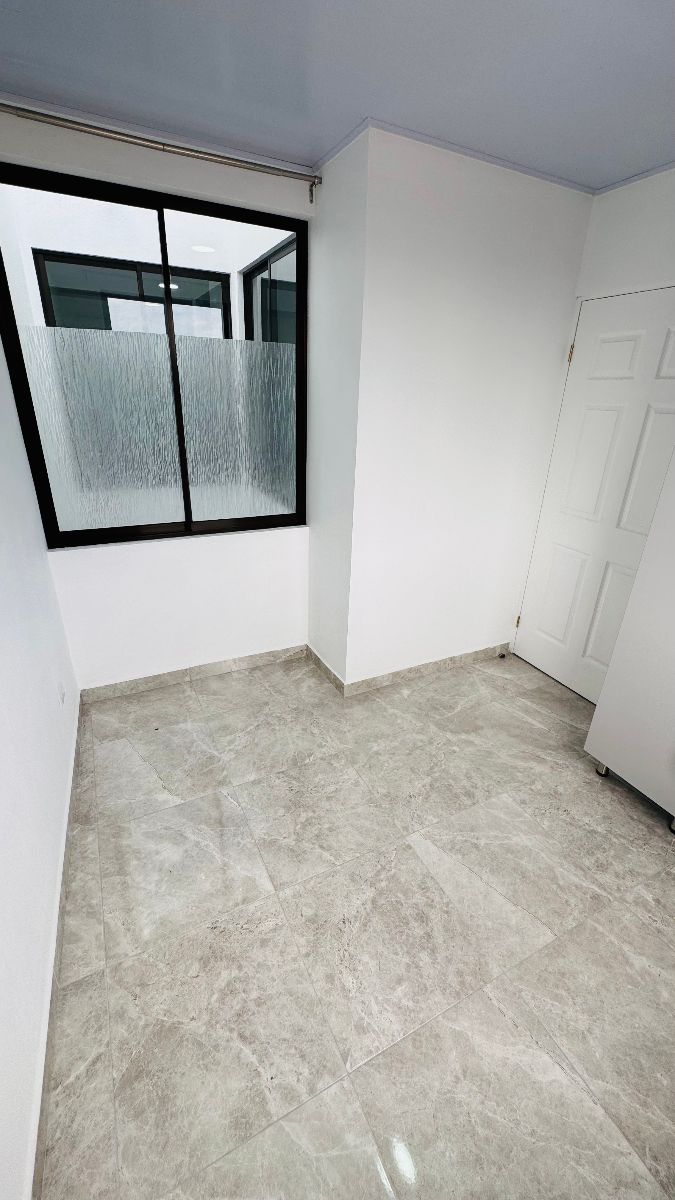 Apartamentos NUEVOS a 200 m de la UCR, San Pedro 10