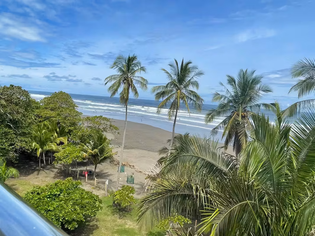 Apartamento Penthouse Frente al Mar en Playa Bejuco 10