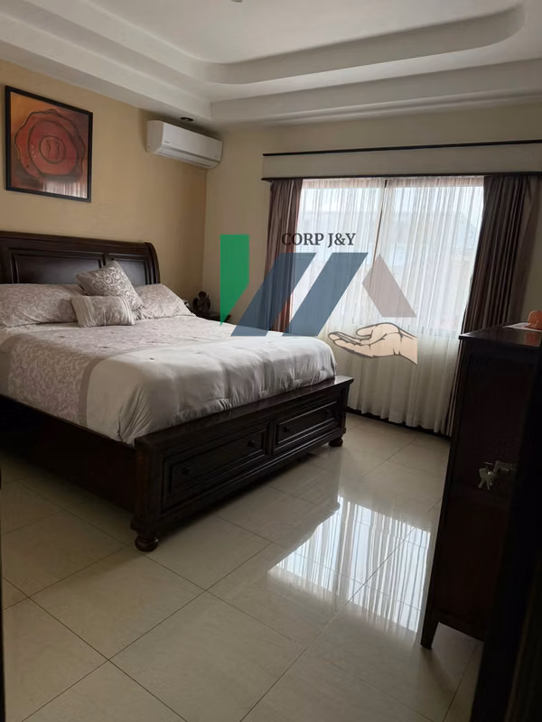 Casa en condominio seguro en San Francisco de Heredia 10